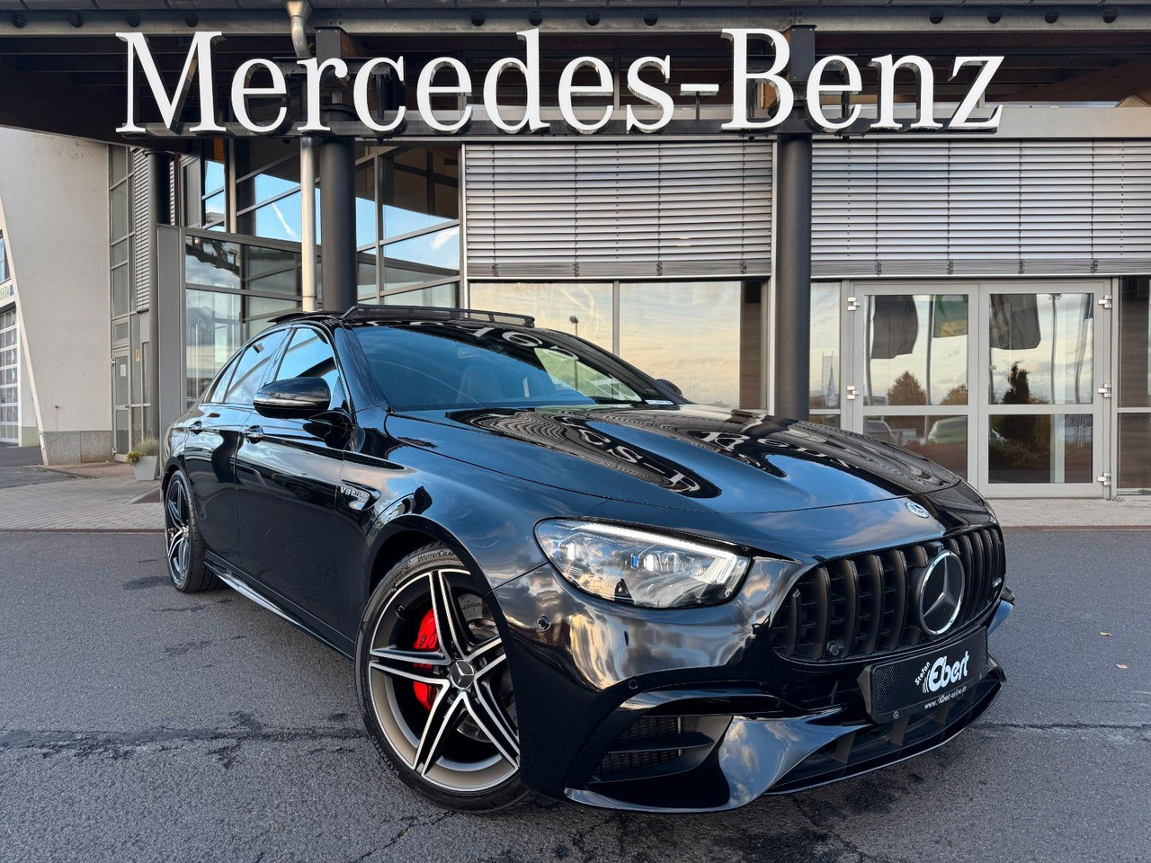 Mercedes-Benz E 63 AMG S Pano+Burm+AirM+HUD+360+uvm. - Mobil sedan: gambar 1 Mercedes-Benz E 63 AMG S Pano+Burm+AirM+HUD+360+uvm. - Mobil sedan: gambar 1