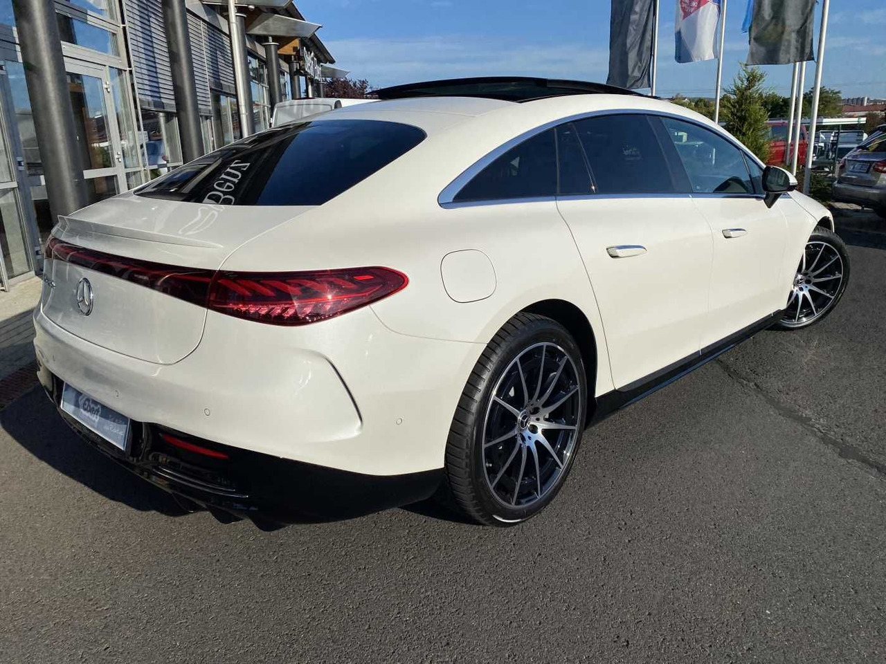 Mercedes-Benz EQS 450+ AMG+Premium+Burm+Pano+HUD +DigiLig+360° - Mobil: gambar 4 Mercedes-Benz EQS 450+ AMG+Premium+Burm+Pano+HUD +DigiLig+360° - Mobil: gambar 4