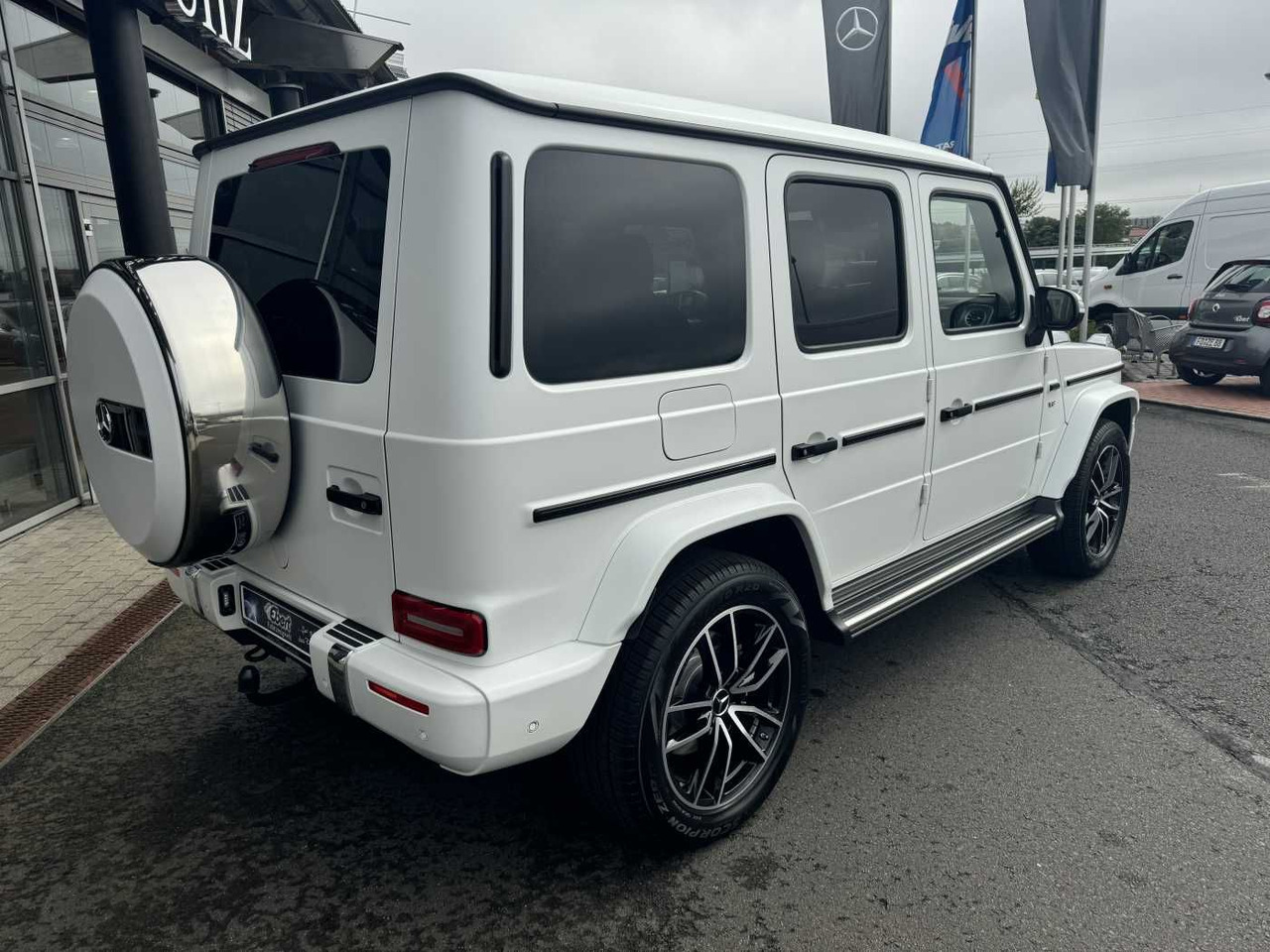 Mercedes-Benz G 500 9G Final Edition+Standh+AHK+ Burm3D+ - Mobil SUV: gambar 4 Mercedes-Benz G 500 9G Final Edition+Standh+AHK+ Burm3D+ - Mobil SUV: gambar 4