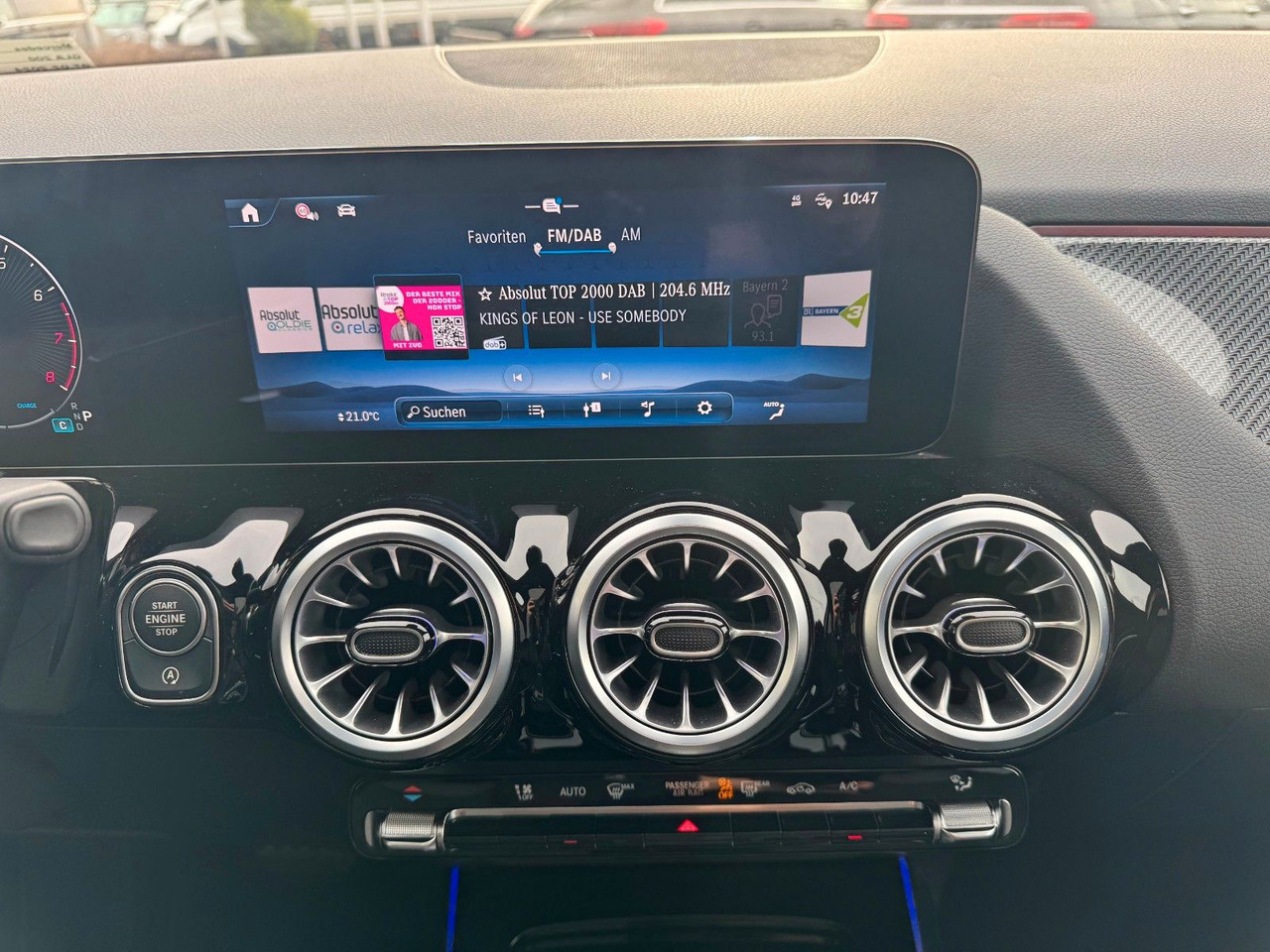 Mobil SUV Mercedes-Benz GLA 200 AMG+Pano+Distr+Ambiente+Multibeam+: gambar 19 Mobil SUV Mercedes-Benz GLA 200 AMG+Pano+Distr+Ambiente+Multibeam+: gambar 19