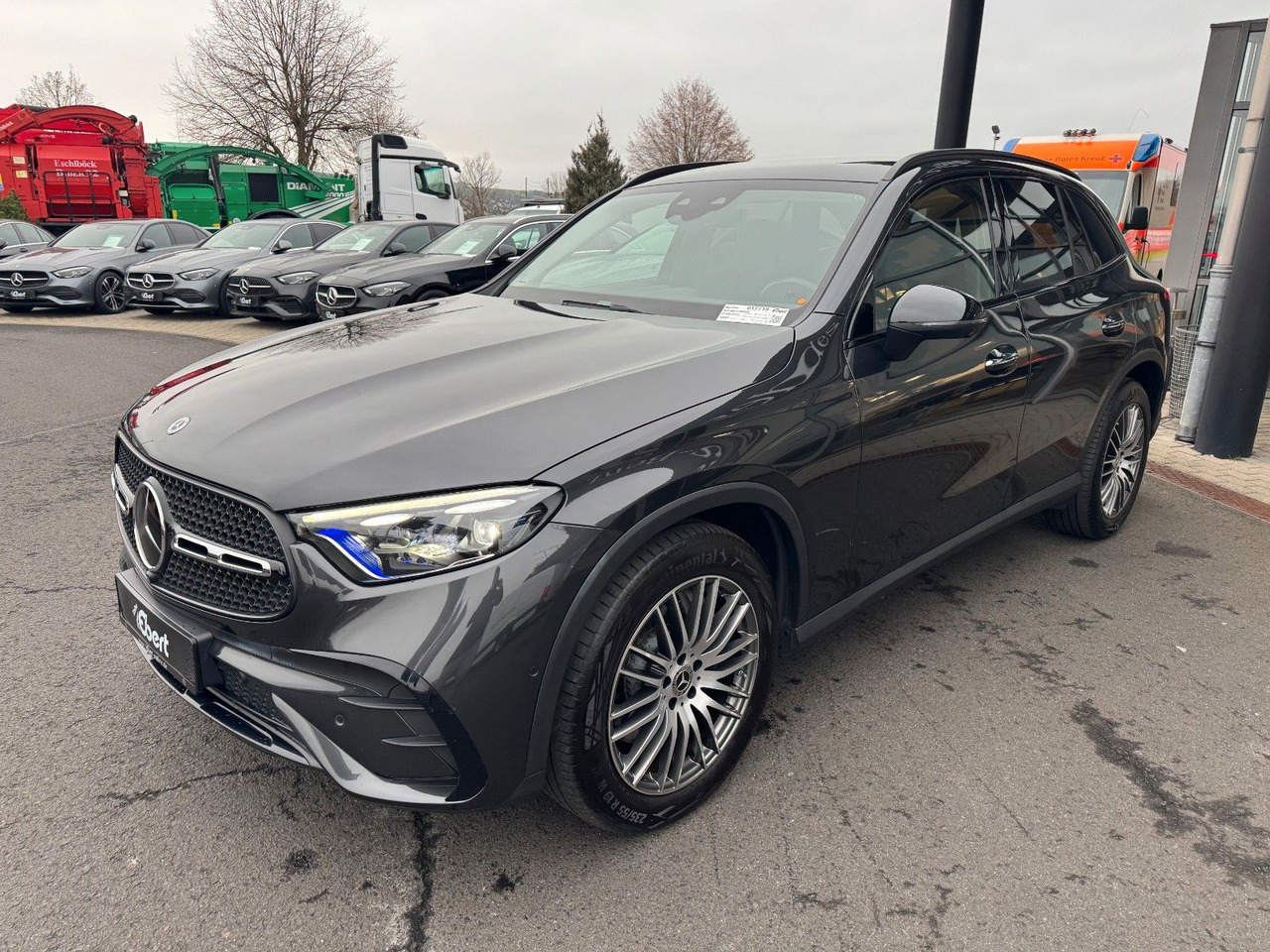Mercedes-Benz GLC 220d 4M AMG+AHK+Burm+STH+360+Night - Mobil SUV: gambar 2 Mercedes-Benz GLC 220d 4M AMG+AHK+Burm+STH+360+Night - Mobil SUV: gambar 2