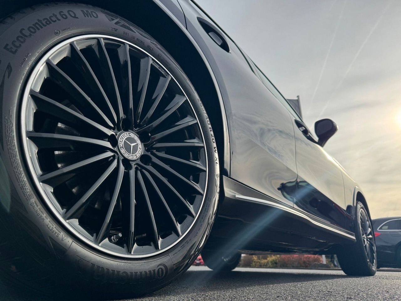 Mercedes-Benz GLC 300 4M+AMG+Pano+Burm+360+Memory - Mobil SUV: gambar 5 Mercedes-Benz GLC 300 4M+AMG+Pano+Burm+360+Memory - Mobil SUV: gambar 5