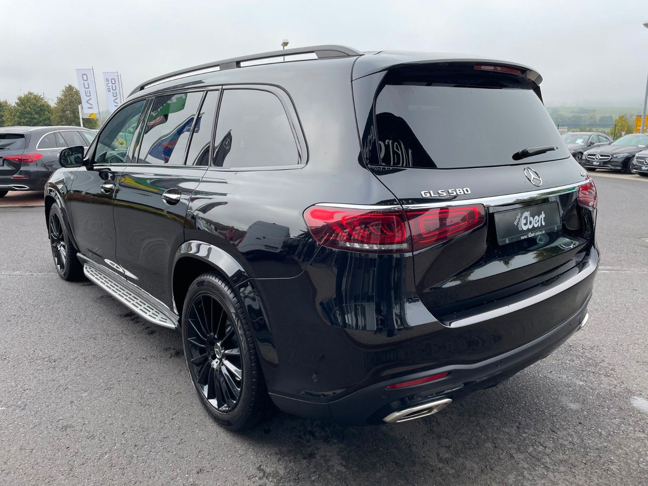 Mercedes-Benz GLS 580 4M AMG Pano+AHK+Burm+7Sitz+HUD+Fond+VOLL - Mobil SUV: gambar 3 Mercedes-Benz GLS 580 4M AMG Pano+AHK+Burm+7Sitz+HUD+Fond+VOLL - Mobil SUV: gambar 3