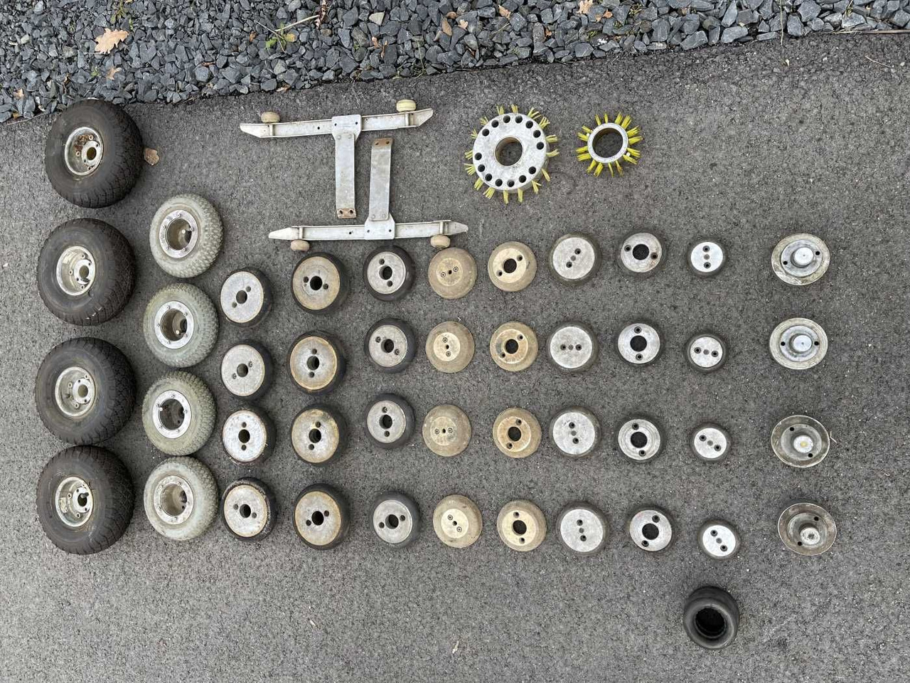 Mercedes-Benz Kanal Rohr TV Kamera Inspektion Ibak - Truk vakum: gambar 3 Mercedes-Benz Kanal Rohr TV Kamera Inspektion Ibak - Truk vakum: gambar 3