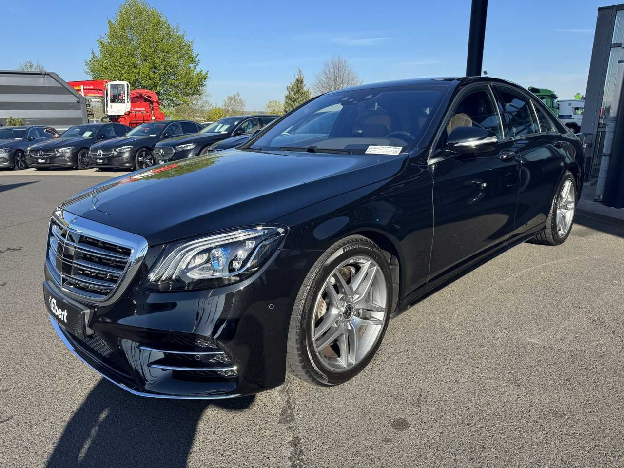 Mercedes-Benz S 400d 4M AMG+Pano+Burm+Distr+Massage+ HUD - Mobil sedan: gambar 2 Mercedes-Benz S 400d 4M AMG+Pano+Burm+Distr+Massage+ HUD - Mobil sedan: gambar 2