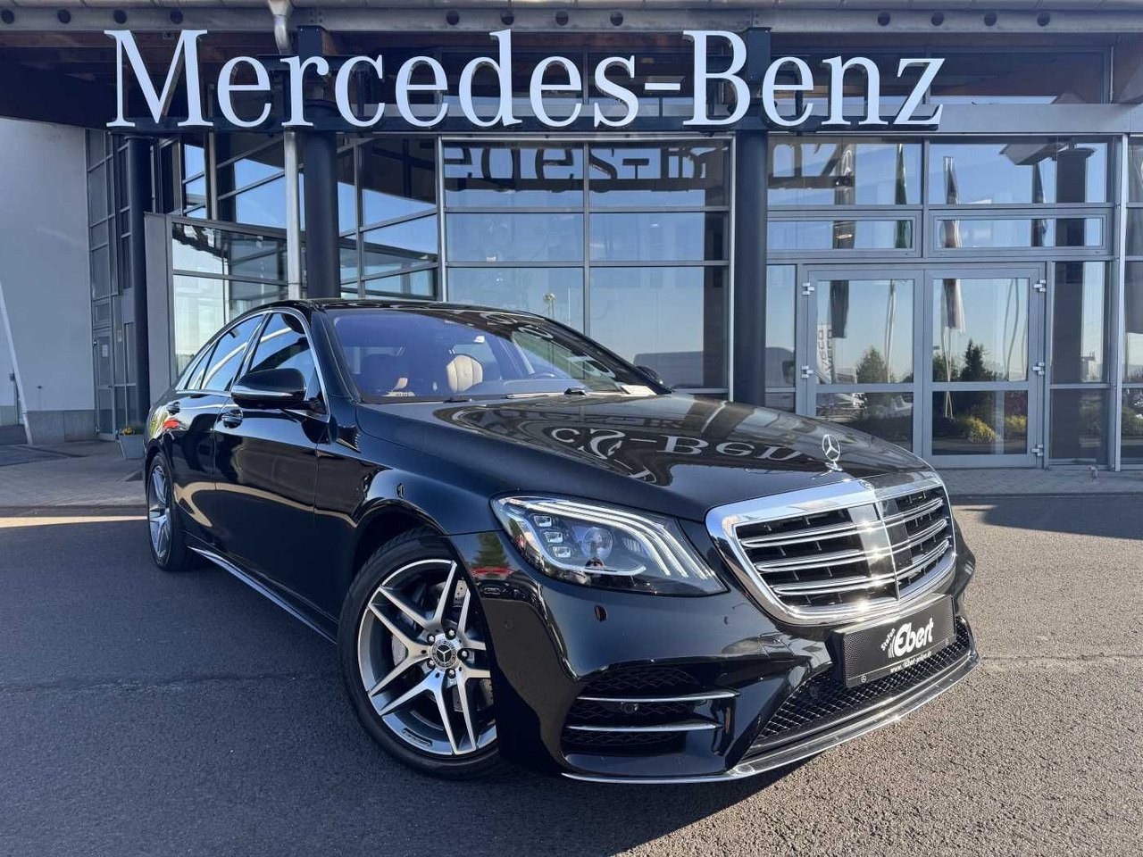 Mercedes-Benz S 400d 4M AMG+Pano+Burm+Distr+Massage+ HUD - Mobil sedan: gambar 1 Mercedes-Benz S 400d 4M AMG+Pano+Burm+Distr+Massage+ HUD - Mobil sedan: gambar 1