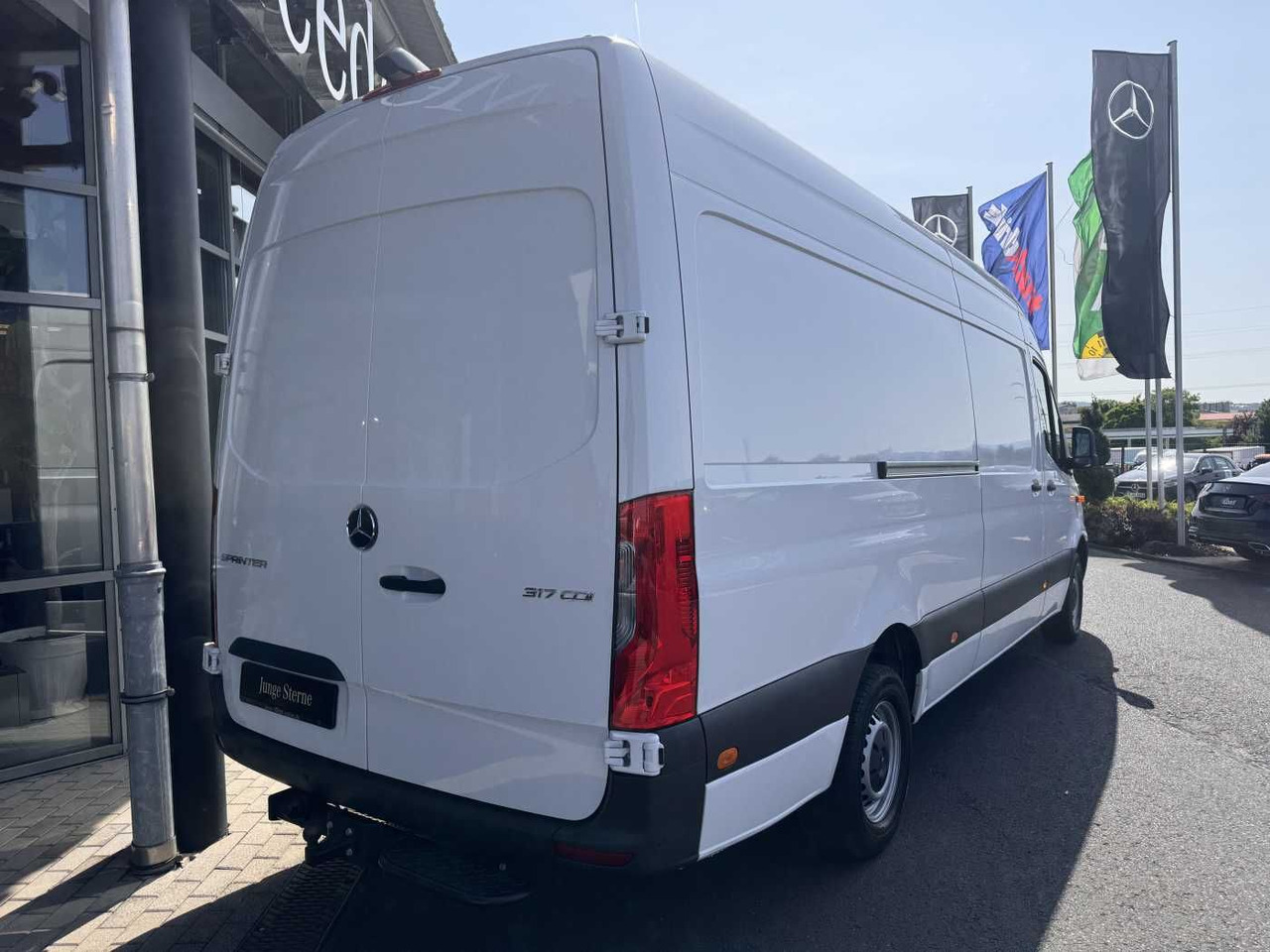 Mercedes-Benz Sprinter 317 CDI 4325 9G AHK3,5 Klima 360 SHZ - Van panel: gambar 4 Mercedes-Benz Sprinter 317 CDI 4325 9G AHK3,5 Klima 360 SHZ - Van panel: gambar 4