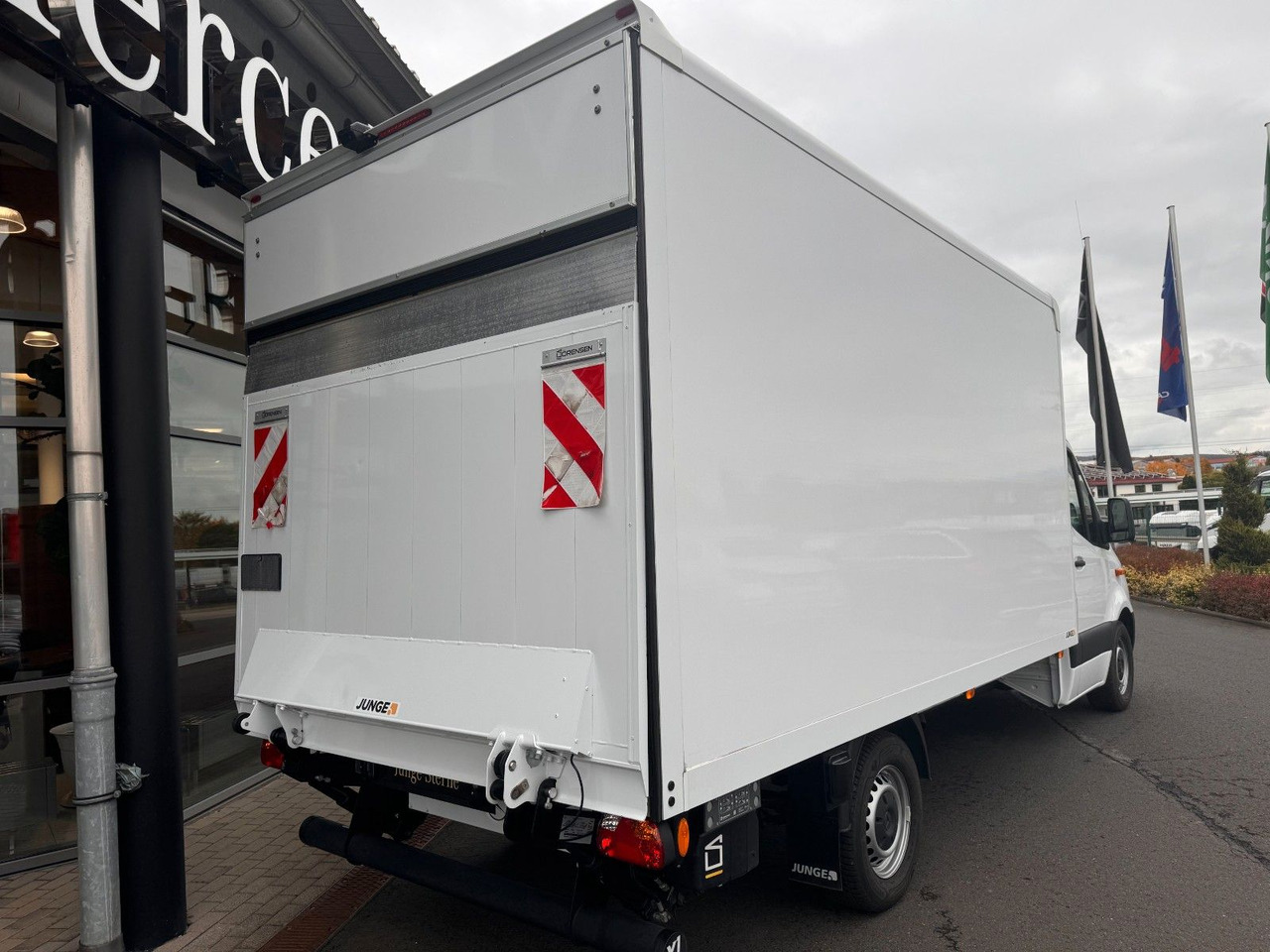 Mercedes-Benz Sprinter 317 CDI 4325 Koffer LBW Klima Kamera - Van box: gambar 4 Mercedes-Benz Sprinter 317 CDI 4325 Koffer LBW Klima Kamera - Van box: gambar 4