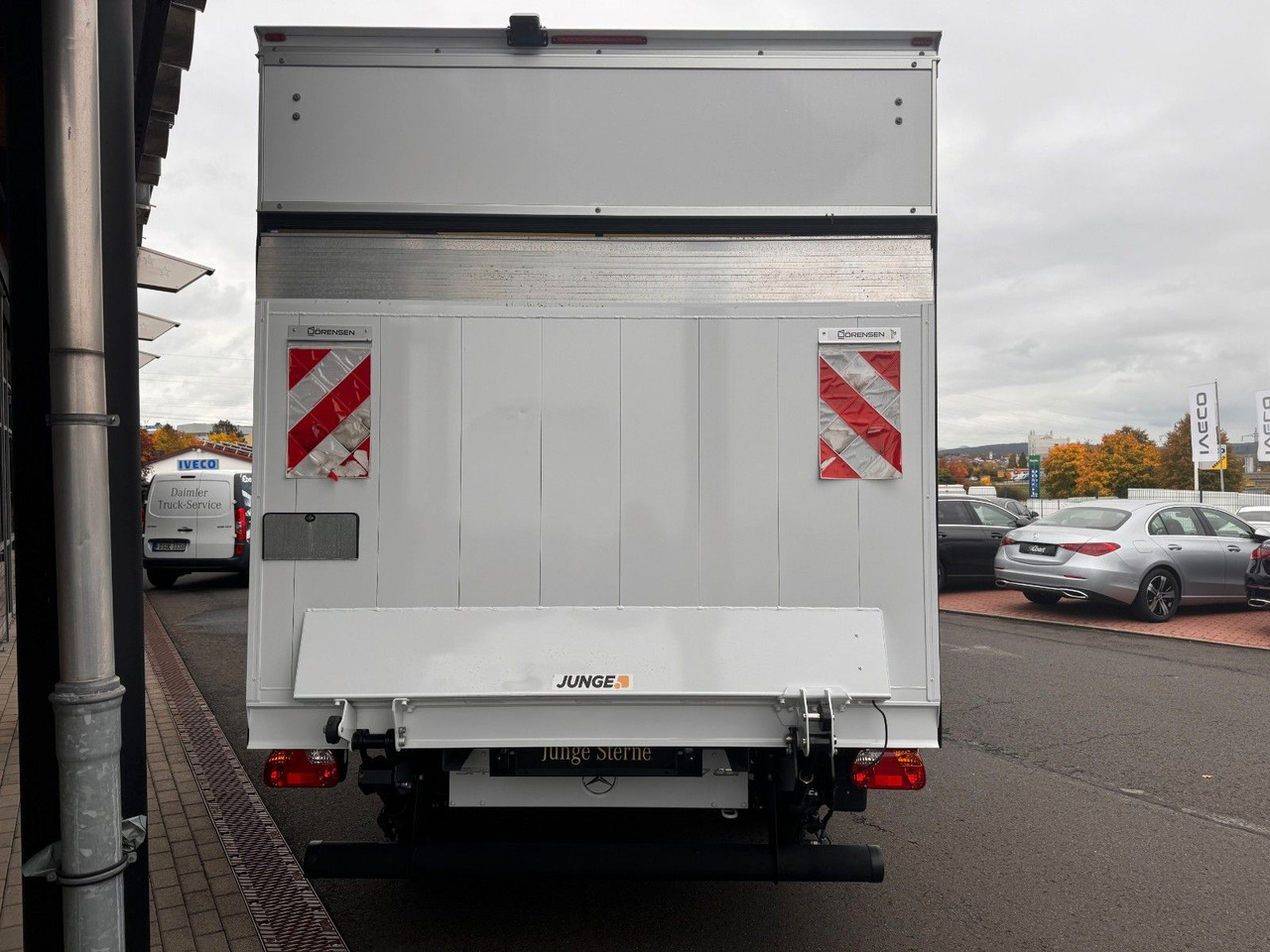 Mercedes-Benz Sprinter 317 CDI 4325 Koffer LBW Klima Kamera - Van box: gambar 5 Mercedes-Benz Sprinter 317 CDI 4325 Koffer LBW Klima Kamera - Van box: gambar 5