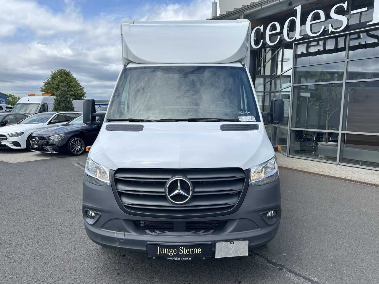Mercedes-Benz Sprinter 317 CDI Koffer Dachspoiler Kamera - Van box: gambar 2 Mercedes-Benz Sprinter 317 CDI Koffer Dachspoiler Kamera - Van box: gambar 2
