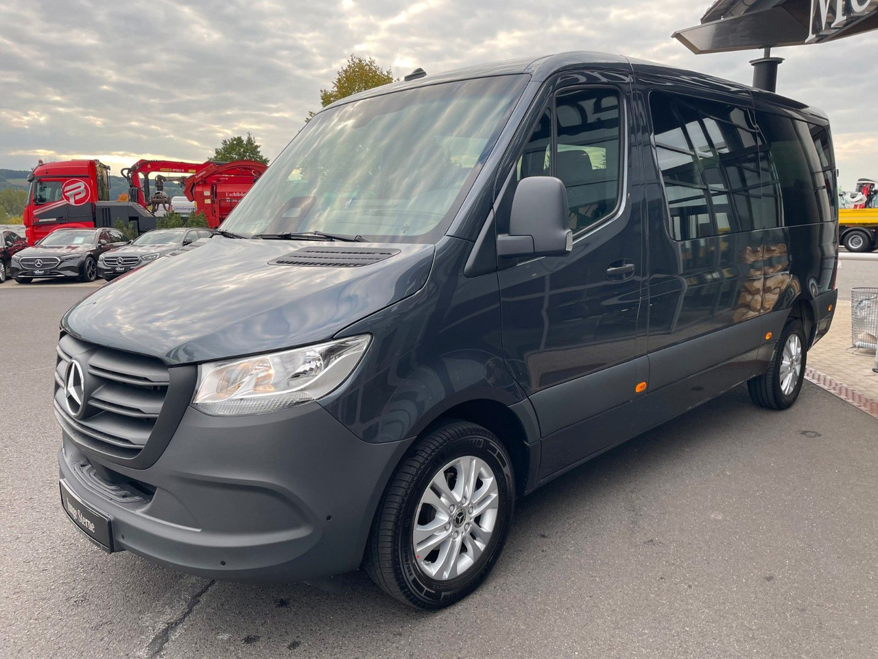 Mercedes-Benz Sprinter 317 CDI Tourer 3665 9G Kamera AHK3,5to - Van penumpang: gambar 2 Mercedes-Benz Sprinter 317 CDI Tourer 3665 9G Kamera AHK3,5to - Van penumpang: gambar 2