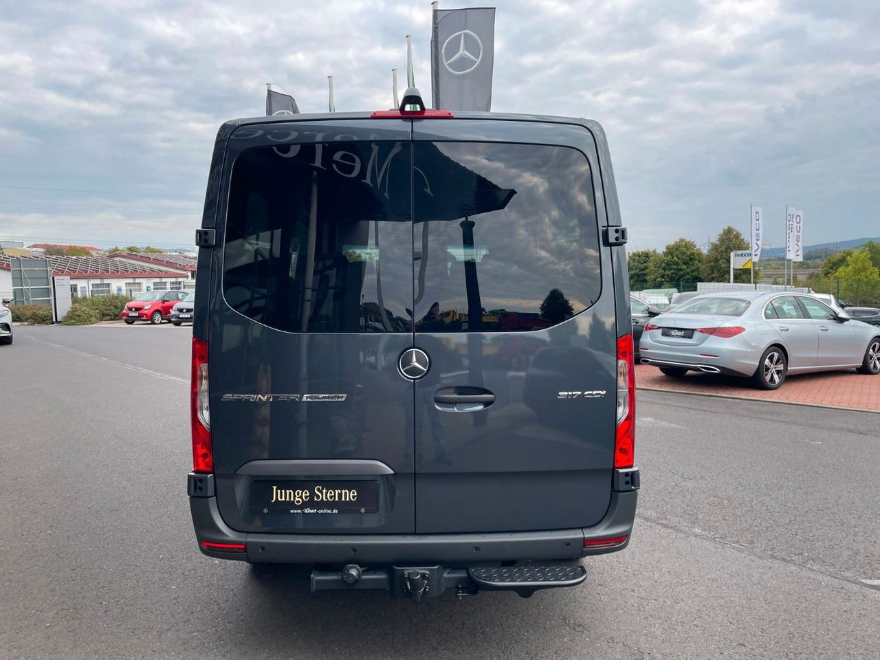 Mercedes-Benz Sprinter 317 CDI Tourer 3665 9G Kamera AHK3,5to - Van penumpang: gambar 4 Mercedes-Benz Sprinter 317 CDI Tourer 3665 9G Kamera AHK3,5to - Van penumpang: gambar 4
