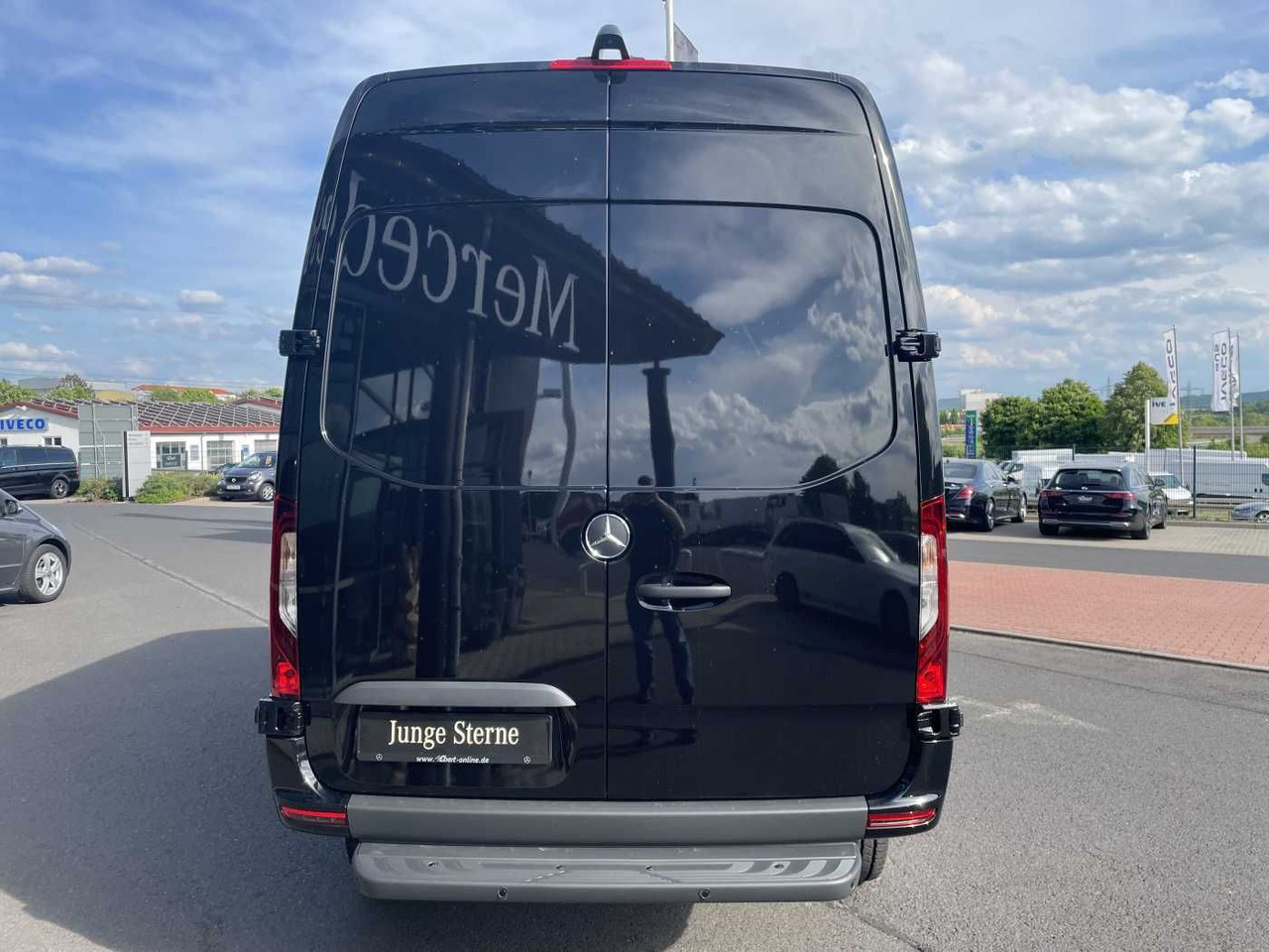 Mercedes-Benz Sprinter 319 CDI 4x4 3665 Klima Kamera MBUX LED - Van panel: gambar 4 Mercedes-Benz Sprinter 319 CDI 4x4 3665 Klima Kamera MBUX LED - Van panel: gambar 4