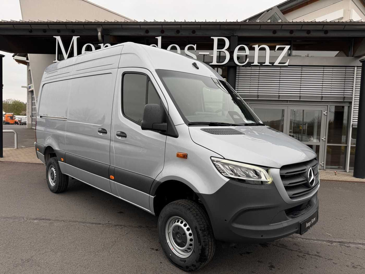 Mercedes-Benz Sprinter 319 CDI 4x4 3665 Klima Standheiz AHK - Van panel: gambar 1 Mercedes-Benz Sprinter 319 CDI 4x4 3665 Klima Standheiz AHK - Van panel: gambar 1