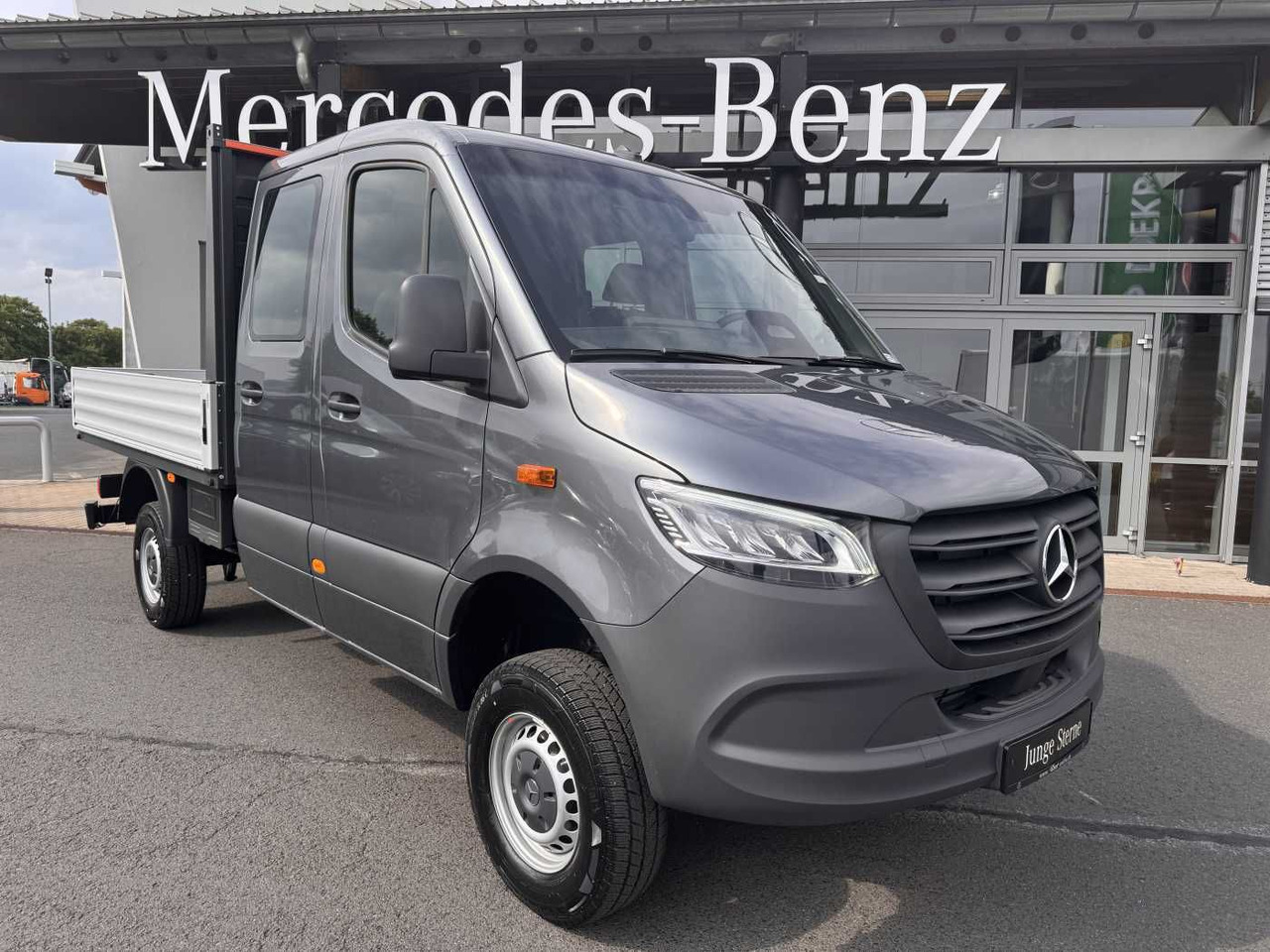 Mercedes-Benz Sprinter 319 CDI 4x4 DoKa AHK3,5 Klima Kamera - Van dengan terpal samping, Van kombi: gambar 1 Mercedes-Benz Sprinter 319 CDI 4x4 DoKa AHK3,5 Klima Kamera - Van dengan terpal samping, Van kombi: gambar 1
