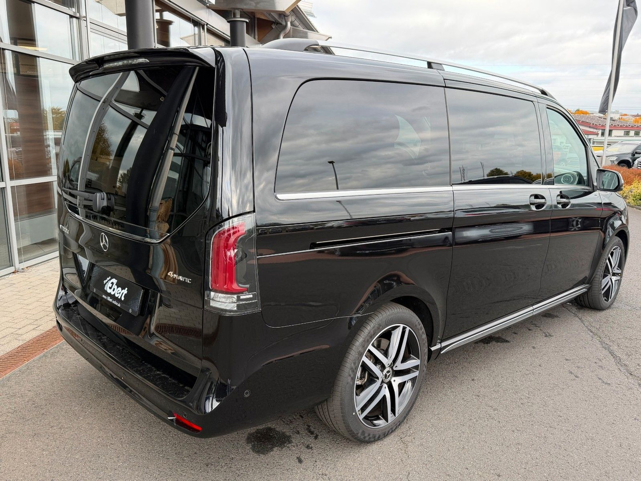 Mercedes-Benz V 300 d 4MATIC EXCLUSIVE Luxus-Sitze AHK2,5to - Station wagon: gambar 4 Mercedes-Benz V 300 d 4MATIC EXCLUSIVE Luxus-Sitze AHK2,5to - Station wagon: gambar 4