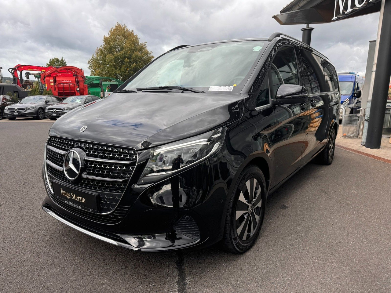Mercedes-Benz V 300 d AVANTGARDE Extralang 360Kamera Standheiz - Station wagon: gambar 3 Mercedes-Benz V 300 d AVANTGARDE Extralang 360Kamera Standheiz - Station wagon: gambar 3