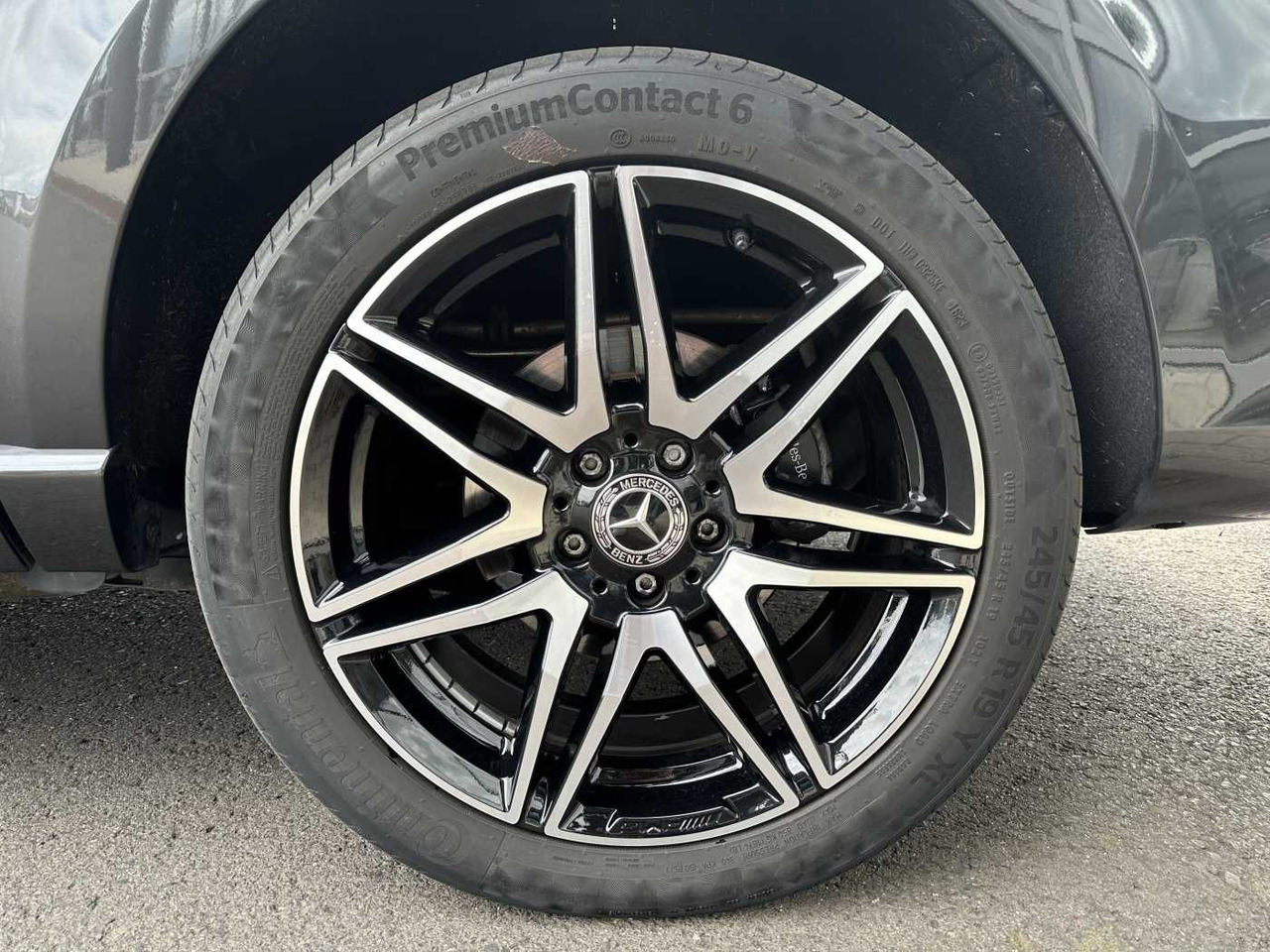Mercedes-Benz V 300 d EDITION AMG AHK Tisch Leder ILS 7Sitze - Mobil: gambar 5 Mercedes-Benz V 300 d EDITION AMG AHK Tisch Leder ILS 7Sitze - Mobil: gambar 5