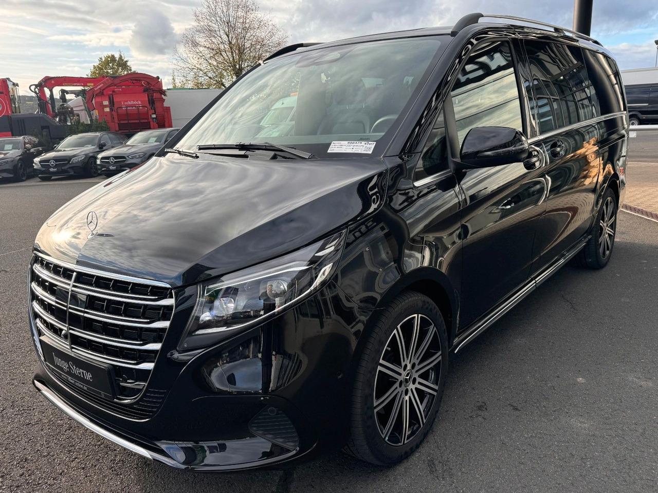 Mercedes-Benz V 300 d EXCLUSIVE AIRMATIC AHK2,5 Standheiz - Station wagon: gambar 3 Mercedes-Benz V 300 d EXCLUSIVE AIRMATIC AHK2,5 Standheiz - Station wagon: gambar 3