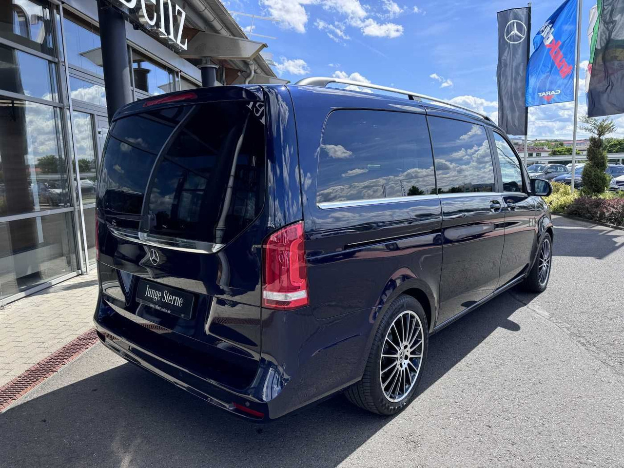 Mercedes-Benz V 300 d EXCLUSIVE EDITION DISTONIC Stdh Panorama - Mobil: gambar 5 Mercedes-Benz V 300 d EXCLUSIVE EDITION DISTONIC Stdh Panorama - Mobil: gambar 5