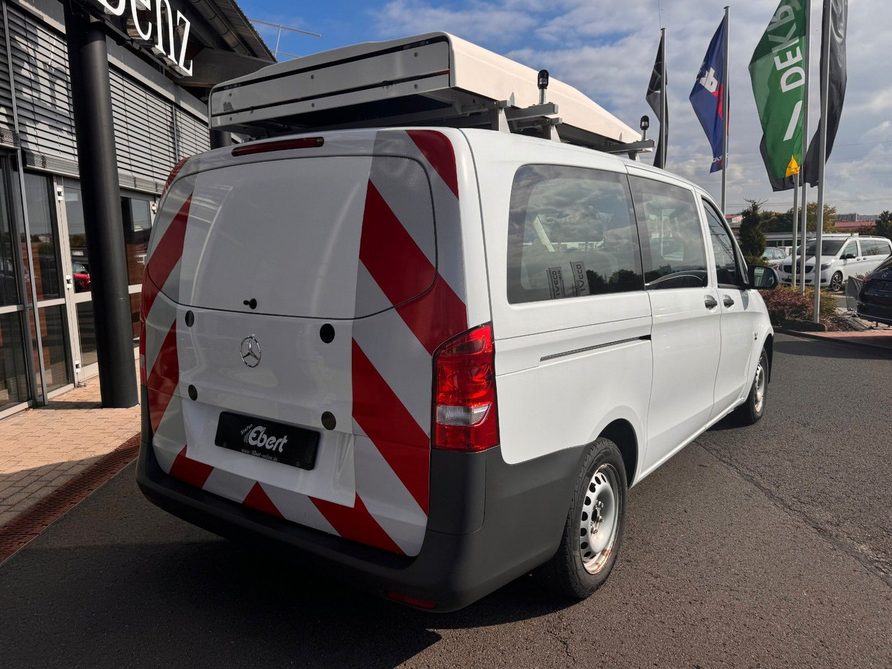Mercedes-Benz Vito 111 CDI Tourer Begleitfahrzeug BF3+ / WVZ - Van penumpang: gambar 4 Mercedes-Benz Vito 111 CDI Tourer Begleitfahrzeug BF3+ / WVZ - Van penumpang: gambar 4