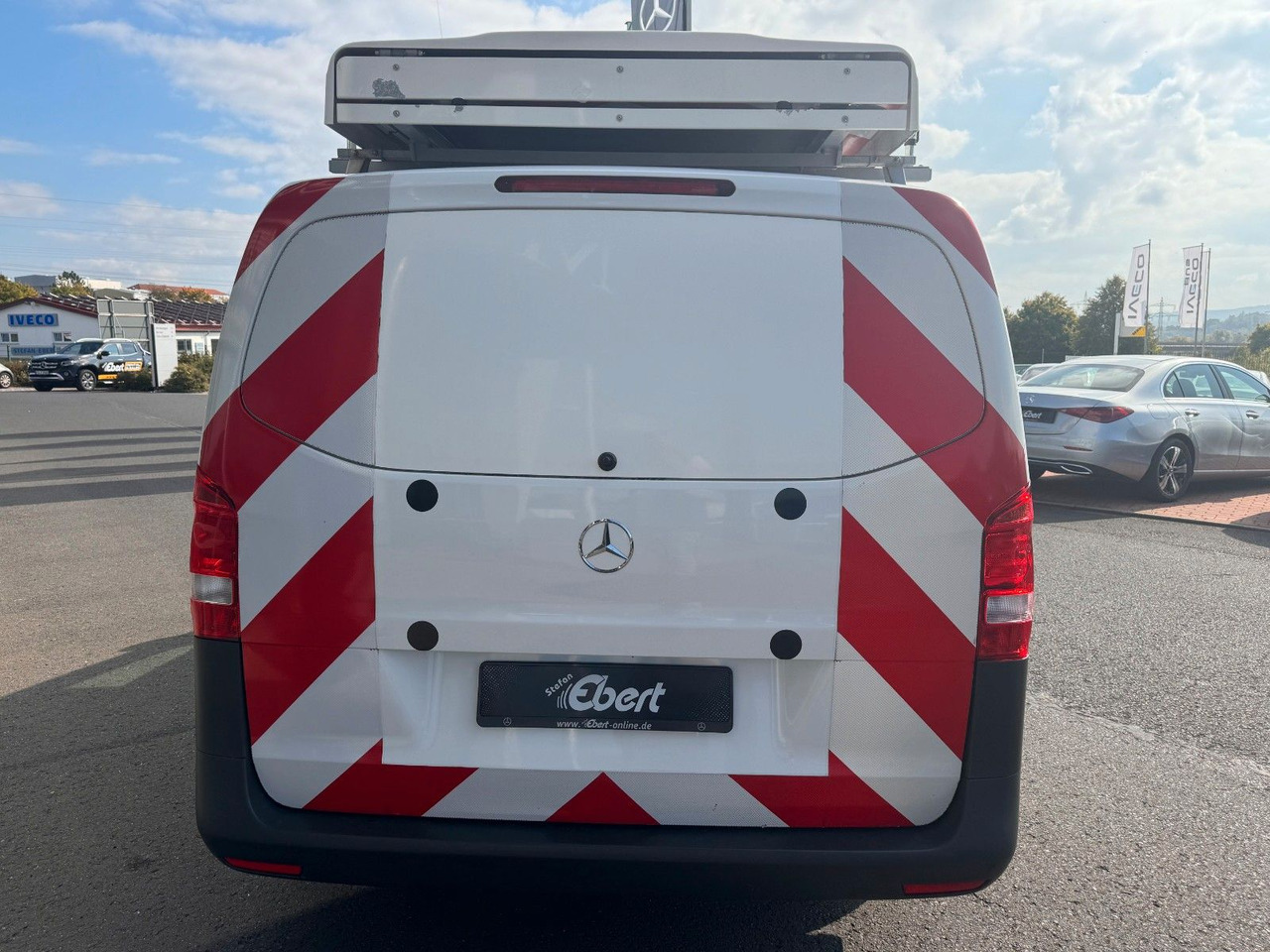 Mercedes-Benz Vito 111 CDI Tourer Begleitfahrzeug BF3+ / WVZ - Van penumpang: gambar 5 Mercedes-Benz Vito 111 CDI Tourer Begleitfahrzeug BF3+ / WVZ - Van penumpang: gambar 5