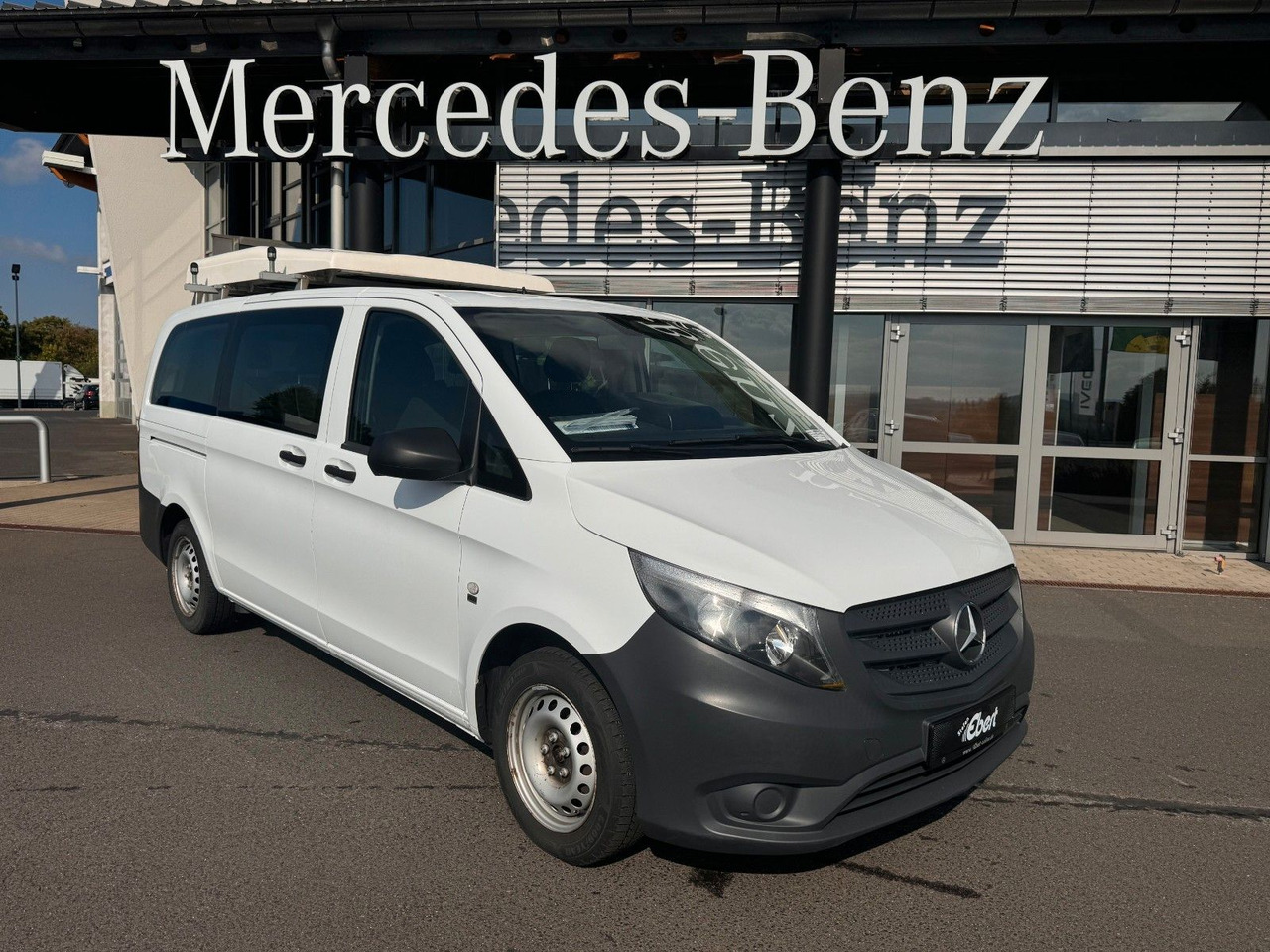 Mercedes-Benz Vito 111 CDI Tourer Begleitfahrzeug BF3+ / WVZ - Van penumpang: gambar 1 Mercedes-Benz Vito 111 CDI Tourer Begleitfahrzeug BF3+ / WVZ - Van penumpang: gambar 1