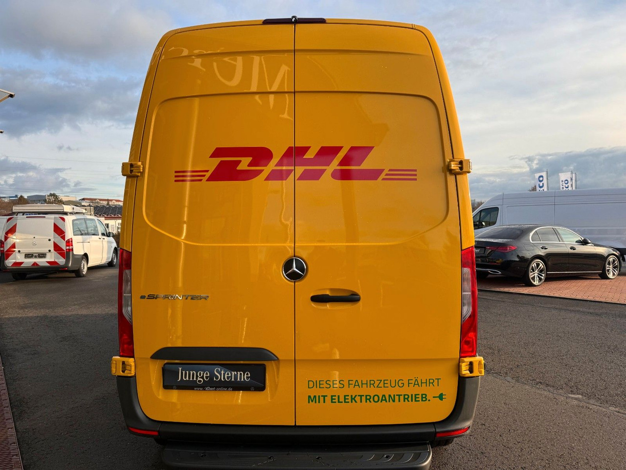Mercedes-Benz eSprinter 312 DHL Regal KEP-Ausbau - Van panel, Van listrik: gambar 5 Mercedes-Benz eSprinter 312 DHL Regal KEP-Ausbau - Van panel, Van listrik: gambar 5