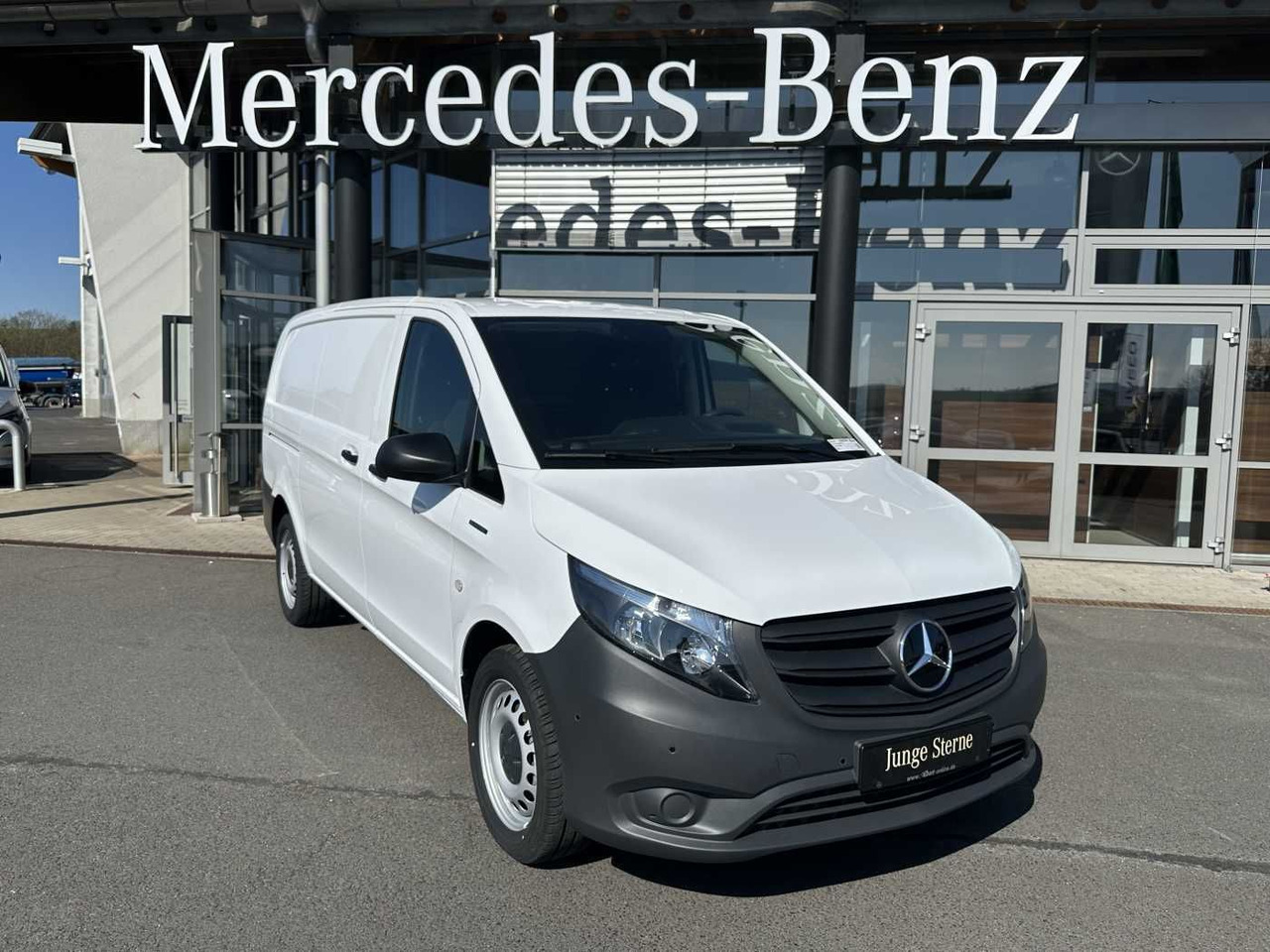 Mercedes-Benz eVito 112 Klima Kamera Audio 30 Sitzheiz Tempom. - Van kecil, Van listrik: gambar 1 Mercedes-Benz eVito 112 Klima Kamera Audio 30 Sitzheiz Tempom. - Van kecil, Van listrik: gambar 1