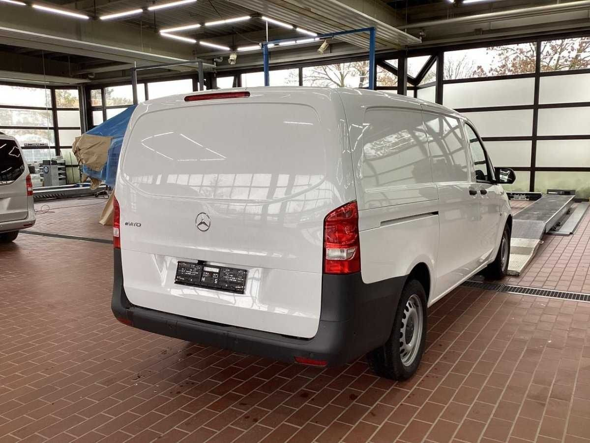 Mercedes-Benz eVito 112 Klima Kamera Audio30 Heckklappe - Van kecil, Van listrik: gambar 3 Mercedes-Benz eVito 112 Klima Kamera Audio30 Heckklappe - Van kecil, Van listrik: gambar 3