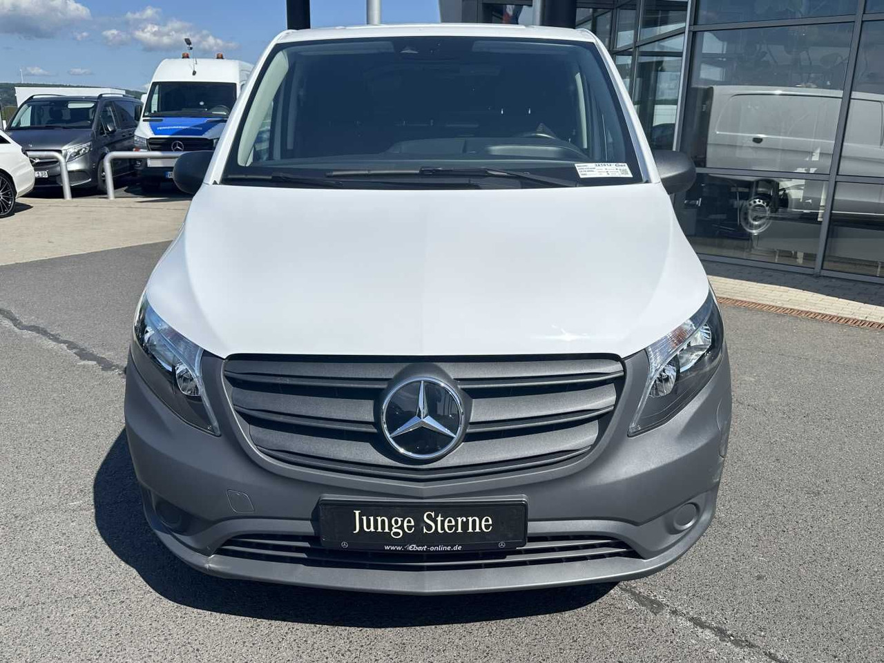 Mercedes-Benz eVito 112 Klima Kamera Navi SHZ Tempomat - Van kecil, Van listrik: gambar 2 Mercedes-Benz eVito 112 Klima Kamera Navi SHZ Tempomat - Van kecil, Van listrik: gambar 2