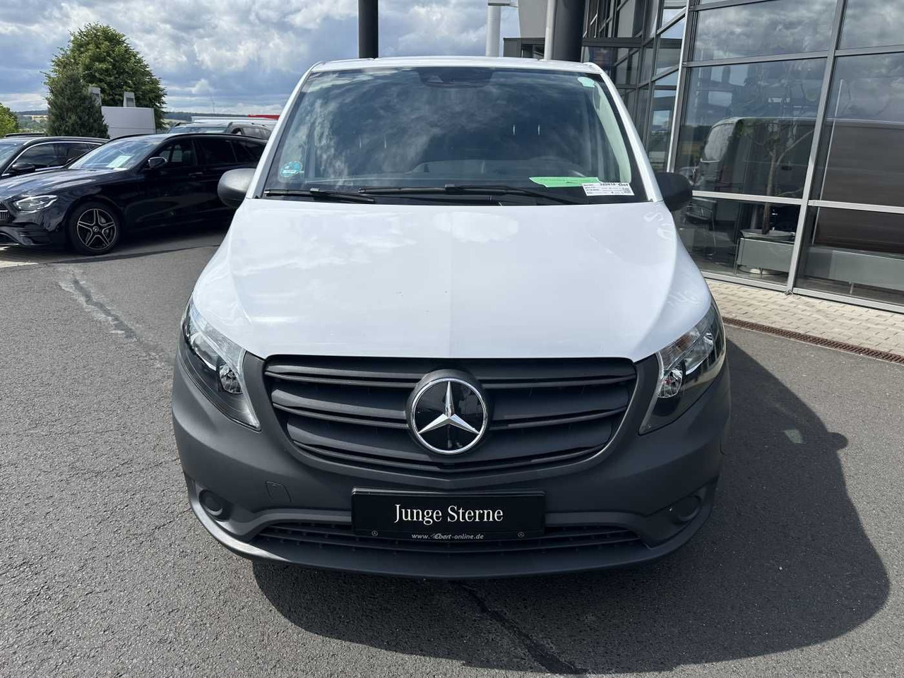 Mercedes-Benz eVito 112 Klima Kamera Navi SHZ Tempomat - Van kecil, Van listrik: gambar 2 Mercedes-Benz eVito 112 Klima Kamera Navi SHZ Tempomat - Van kecil, Van listrik: gambar 2