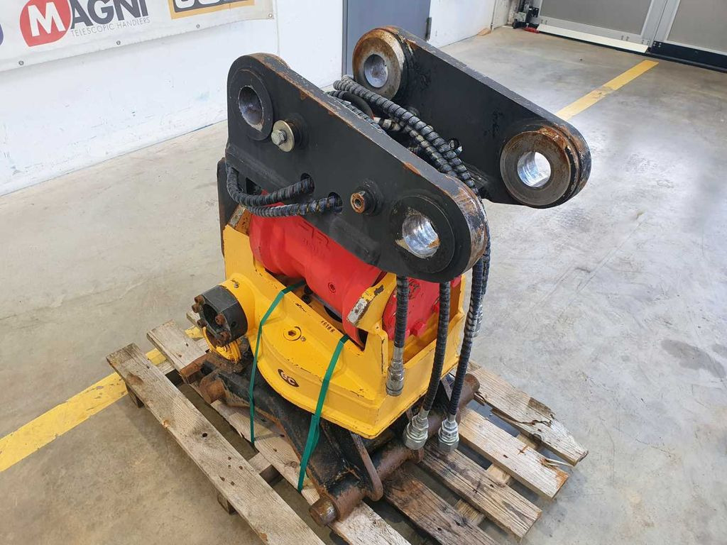 Rädlinger Schwenkrotator CAT M318 / CW 40 / 2016 - Tiltrotator untuk Peralatan konstruksi: gambar 3 Rädlinger Schwenkrotator CAT M318 / CW 40 / 2016 - Tiltrotator untuk Peralatan konstruksi: gambar 3