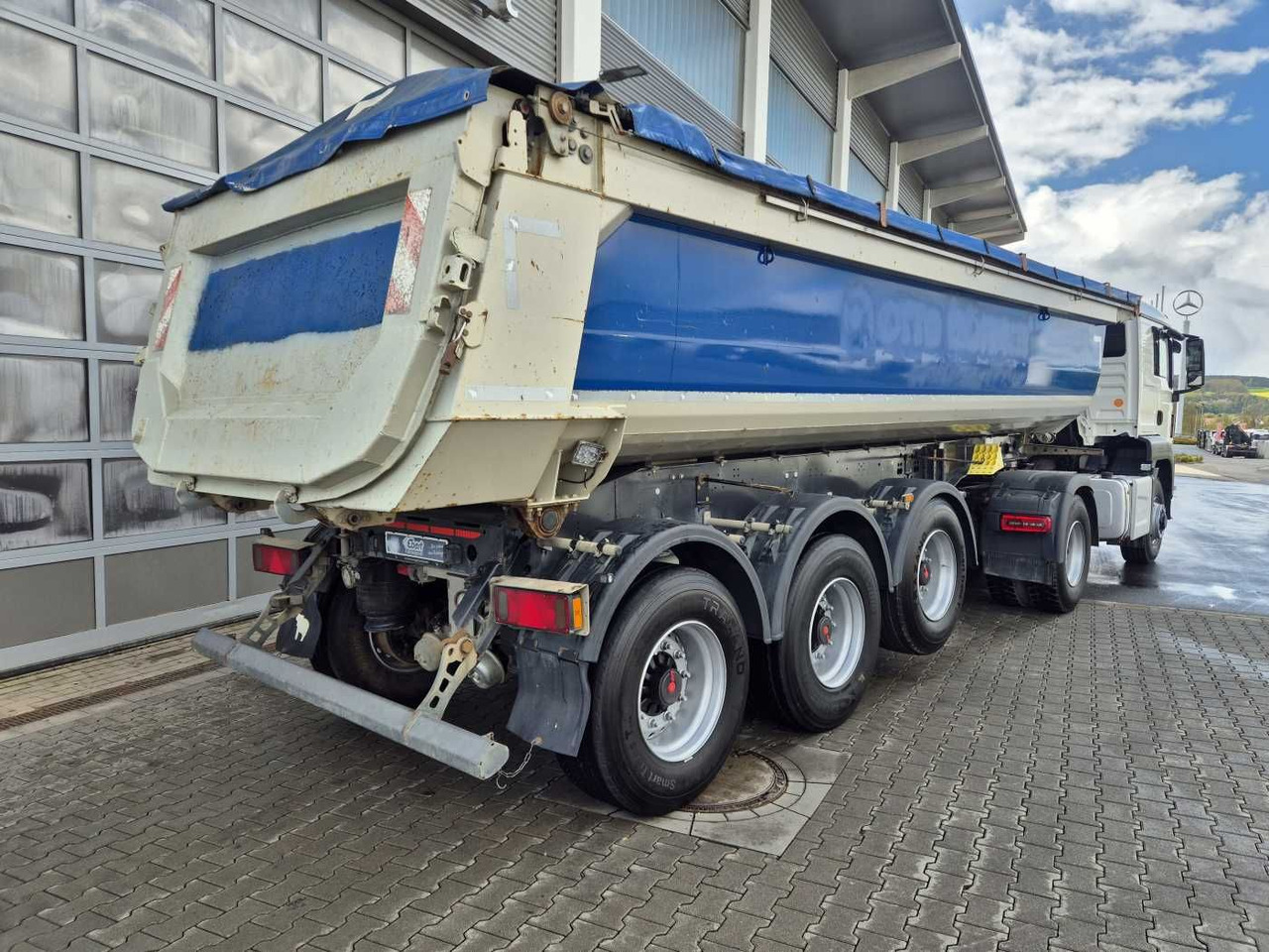 Schmitz Cargobull SGF*S3 SKI 24 SL 7.2 Mulde 23m³ Liftachse 5x - Semi-trailer jungkit: gambar 5 Schmitz Cargobull SGF*S3 SKI 24 SL 7.2 Mulde 23m³ Liftachse 5x - Semi-trailer jungkit: gambar 5