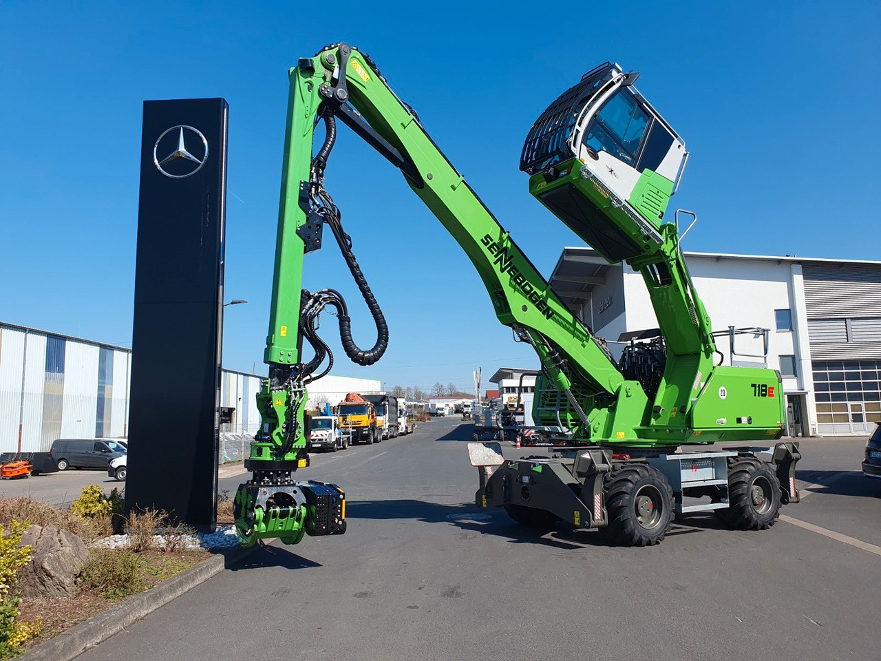 Sennebogen 718 / inkl. Albach Fällzange / nur 640h! - Ekskavator roda: gambar 1 Sennebogen 718 / inkl. Albach Fällzange / nur 640h! - Ekskavator roda: gambar 1