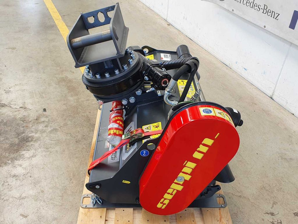 Seppi M. H3 105 /2-5to Mulcher Drehkranz lagernd Seppi M. H3 105 /2-5to Mulcher Drehkranz lagernd - Mulcher kehutanan: gambar 3 Seppi M. H3 105 /2-5to Mulcher Drehkranz lagernd Seppi M. H3 105 /2-5to Mulcher Drehkranz lagernd - Mulcher kehutanan: gambar 3