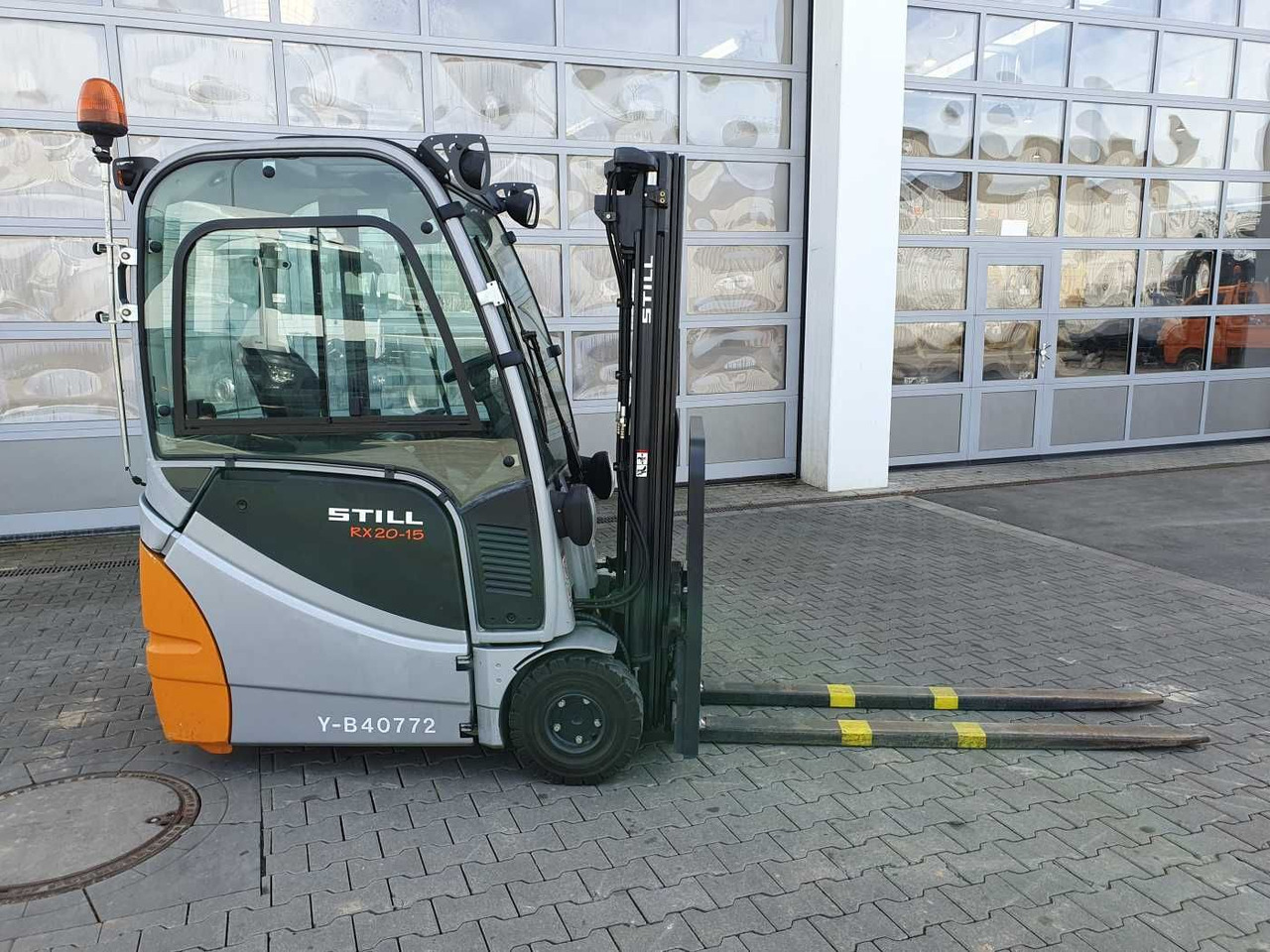 Still RX20-15 / Triplex: 4.60m! / nur 986h! / SS - Forklift listrik: gambar 2 Still RX20-15 / Triplex: 4.60m! / nur 986h! / SS - Forklift listrik: gambar 2