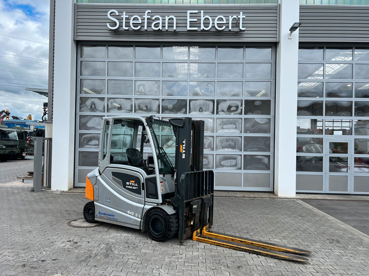 Still RX60-30L/600 / 2021 / Hubhöhe 4.6m / SS / Waage - Forklift listrik: gambar 1 Still RX60-30L/600 / 2021 / Hubhöhe 4.6m / SS / Waage - Forklift listrik: gambar 1