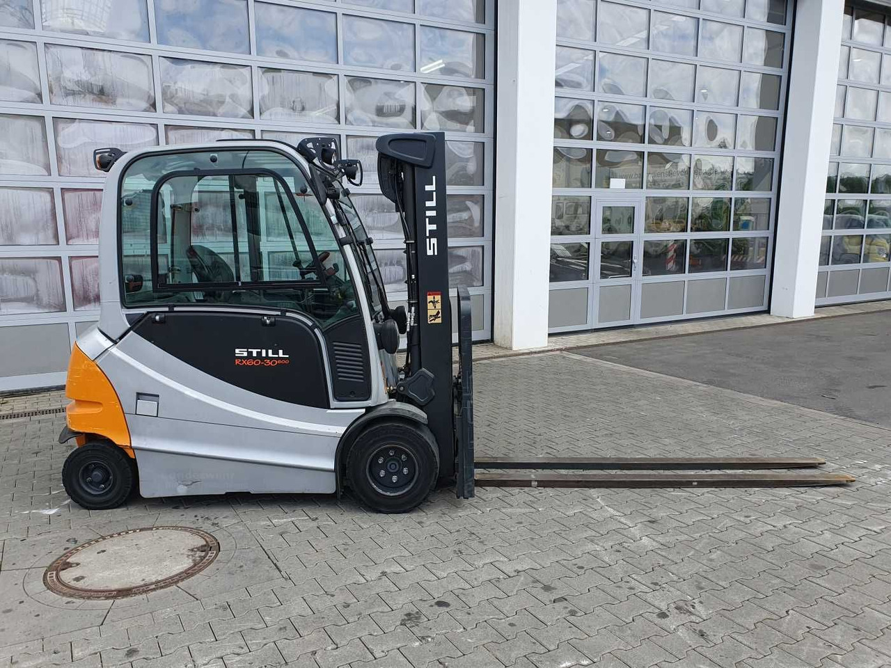 Still RX60-30L/600 - Triplex: 4.6m / SS / 9.311h - Forklift listrik: gambar 3 Still RX60-30L/600 - Triplex: 4.6m / SS / 9.311h - Forklift listrik: gambar 3