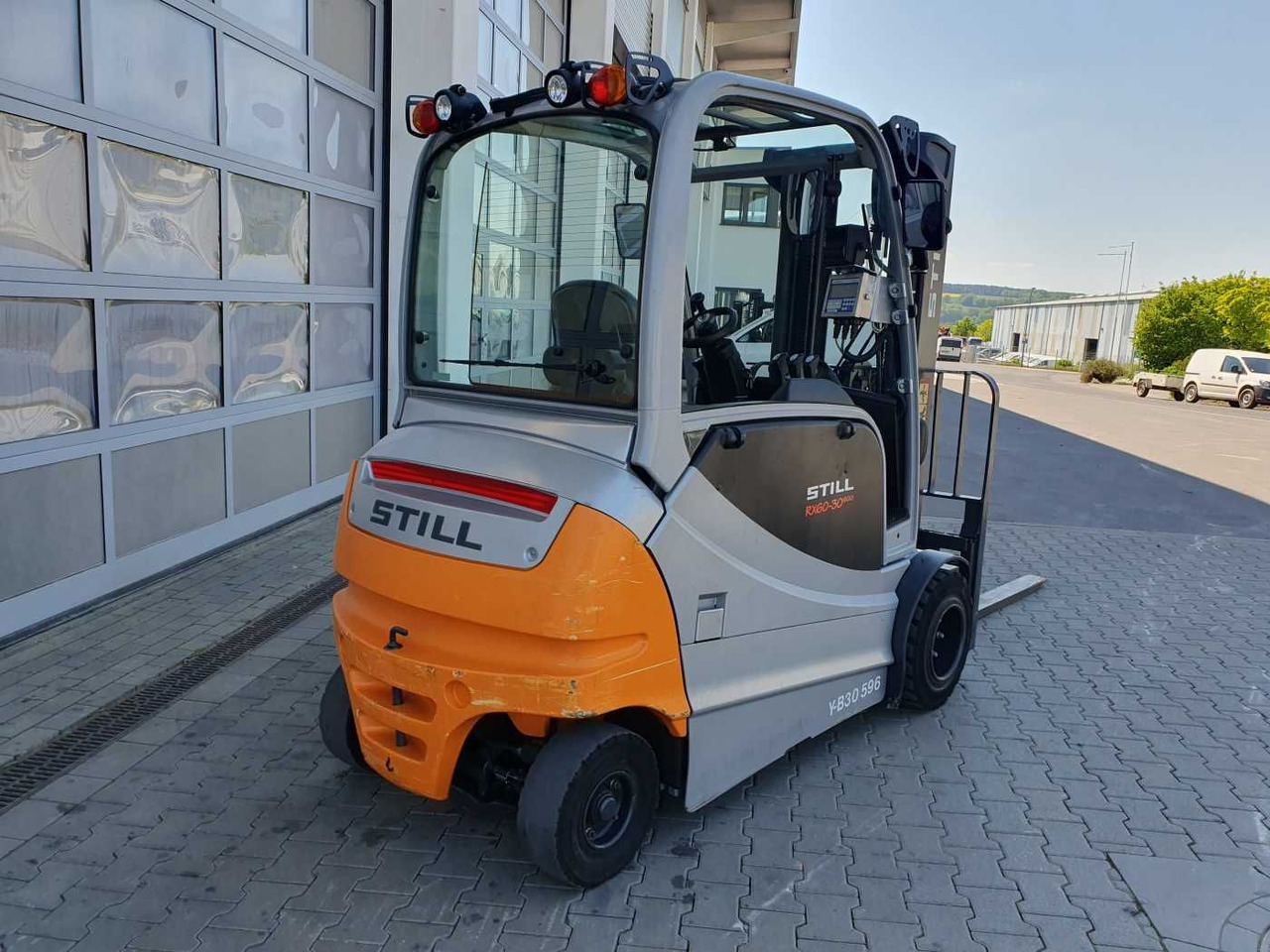 Still RX60-30L/600 - Triplex: 4.6m / Waage / nur 809h - Forklift listrik: gambar 4 Still RX60-30L/600 - Triplex: 4.6m / Waage / nur 809h - Forklift listrik: gambar 4