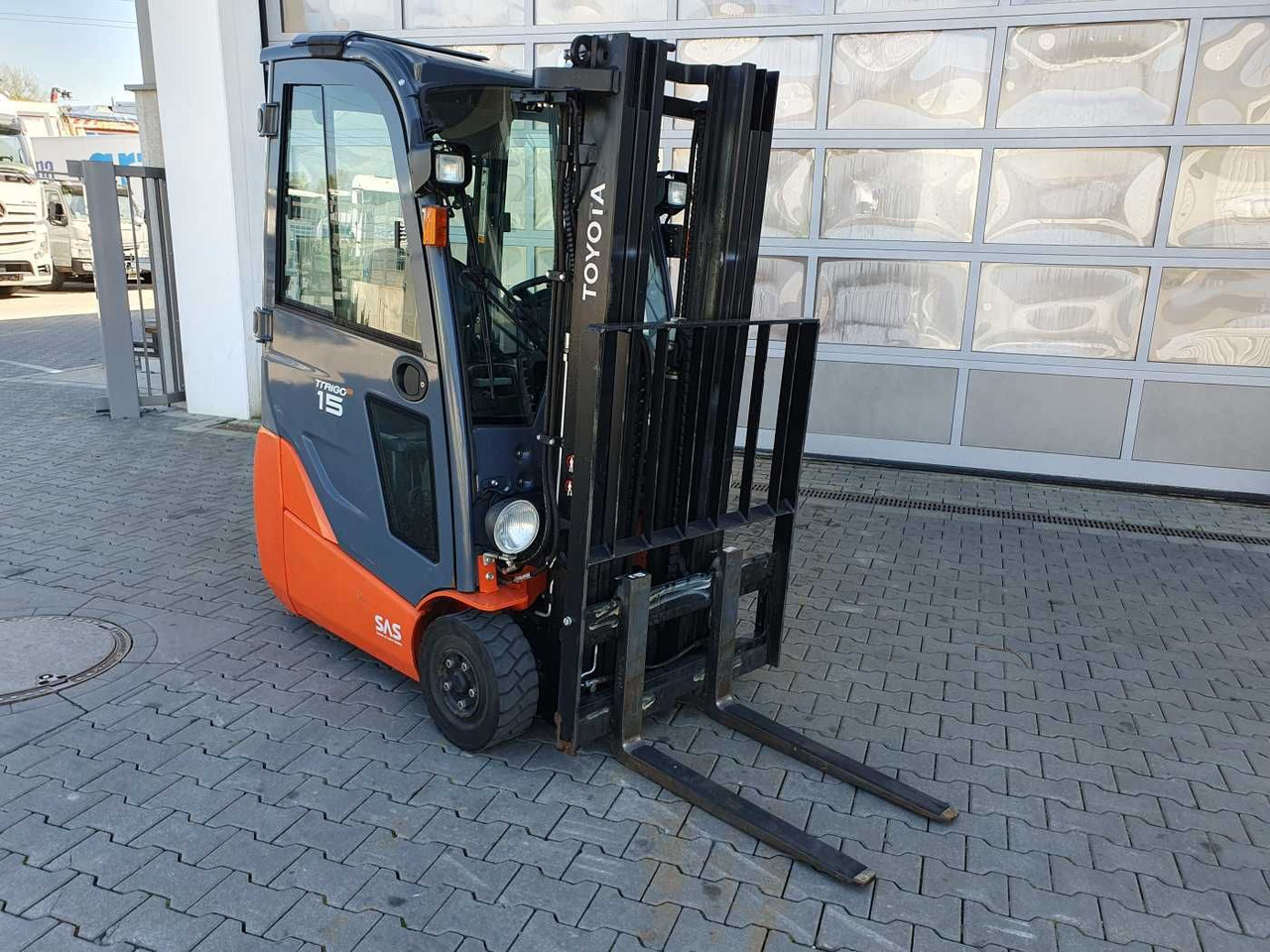 Forklift listrik Toyota 8FBET15 / Triplex: 4.30m / nur 3.489h! / 2022: gambar 9