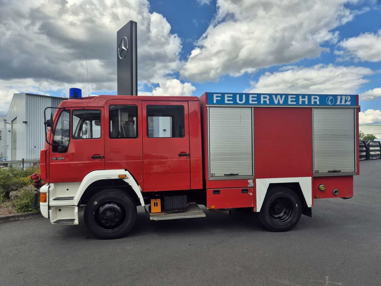 MAN 14.224 4x4 TLF 16/29 Tanklöschfahrzeug Feuerwehr - Truk: gambar 5 MAN 14.224 4x4 TLF 16/29 Tanklöschfahrzeug Feuerwehr - Truk: gambar 5