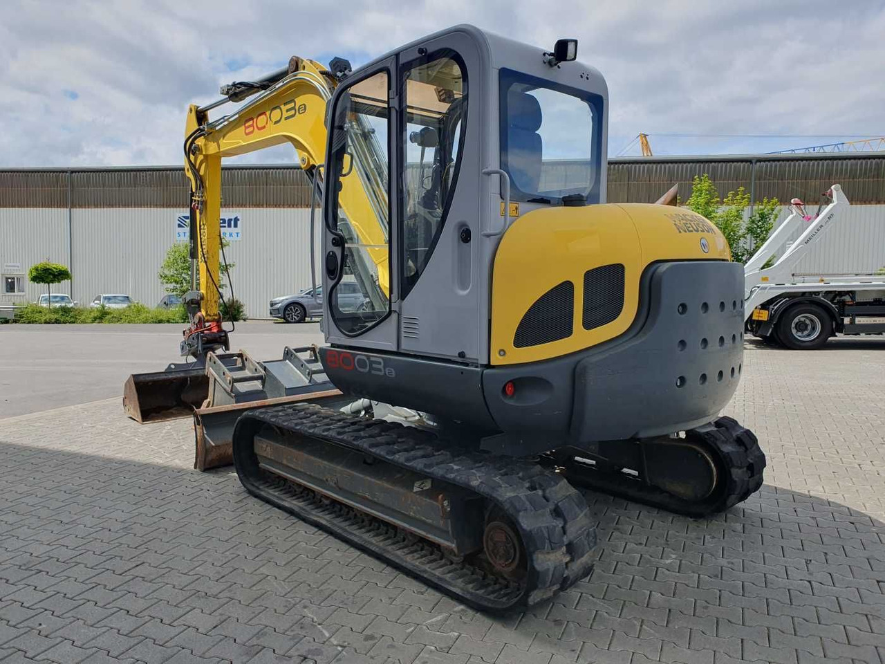 Wacker 8003 / MS08 / nur 4.035h / 2014 / Löffelpaket - Ekskavator perayap: gambar 5 Wacker 8003 / MS08 / nur 4.035h / 2014 / Löffelpaket - Ekskavator perayap: gambar 5