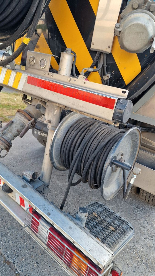 Mercedes-Benz Actros 18-40 - Truk vakum: gambar 5 Mercedes-Benz Actros 18-40 - Truk vakum: gambar 5