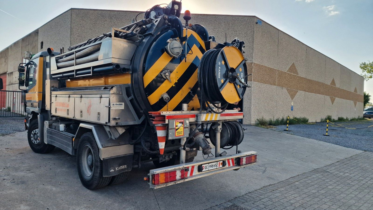 Mercedes-Benz Actros 18-40 - Truk vakum: gambar 3 Mercedes-Benz Actros 18-40 - Truk vakum: gambar 3