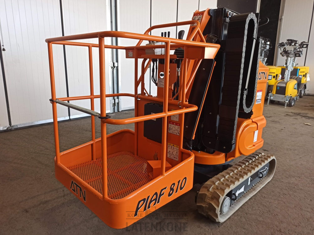 ATN PIAF 810 akkukuukulkija - Lift tiang vertikal: gambar 4 ATN PIAF 810 akkukuukulkija - Lift tiang vertikal: gambar 4