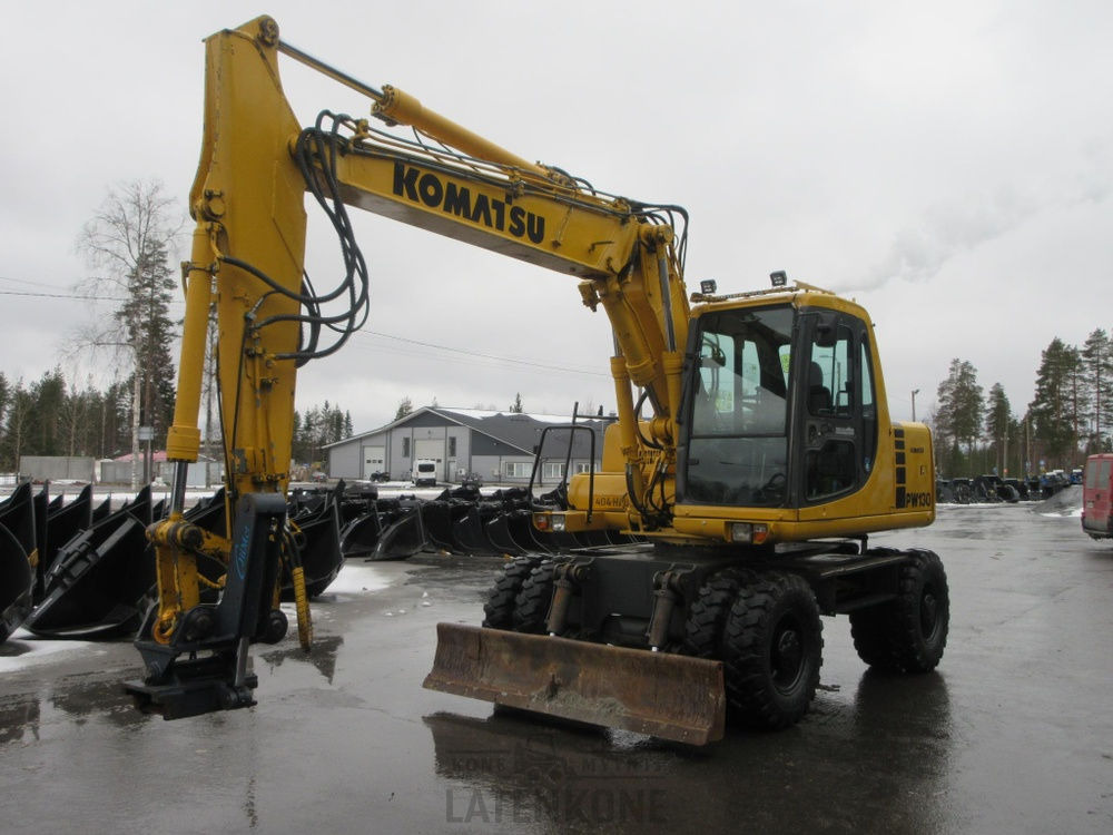 Komatsu PW130-6 Pyöräalustainen kaivinkone - Ekskavator roda: gambar 4 Komatsu PW130-6 Pyöräalustainen kaivinkone - Ekskavator roda: gambar 4