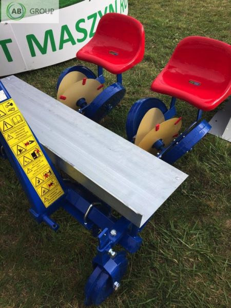 Agro-Osek 2-row seeding planter - Peralatan menabur: gambar 3 Agro-Osek 2-row seeding planter - Peralatan menabur: gambar 3