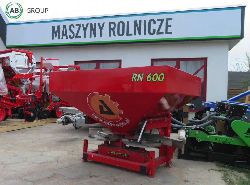 Altro fertilizer spreader RN-600 - Penyebar pupuk: gambar 1 Altro fertilizer spreader RN-600 - Penyebar pupuk: gambar 1