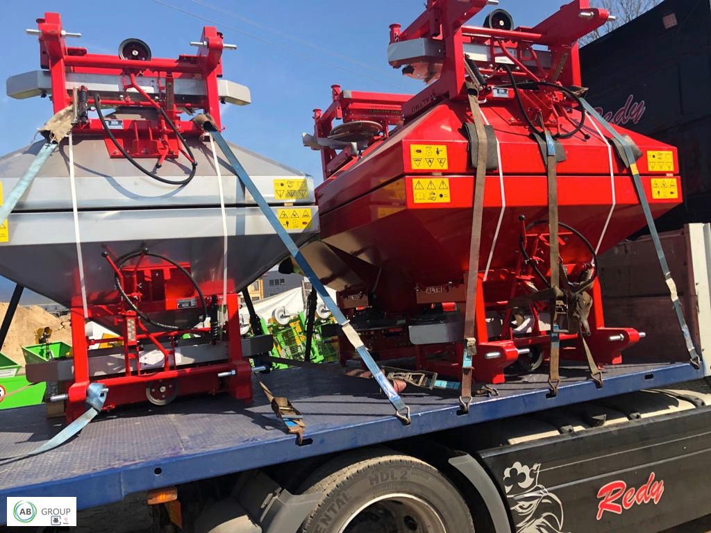 Altro fertilizer spreader RN-800 - Penyebar pupuk: gambar 2 Altro fertilizer spreader RN-800 - Penyebar pupuk: gambar 2